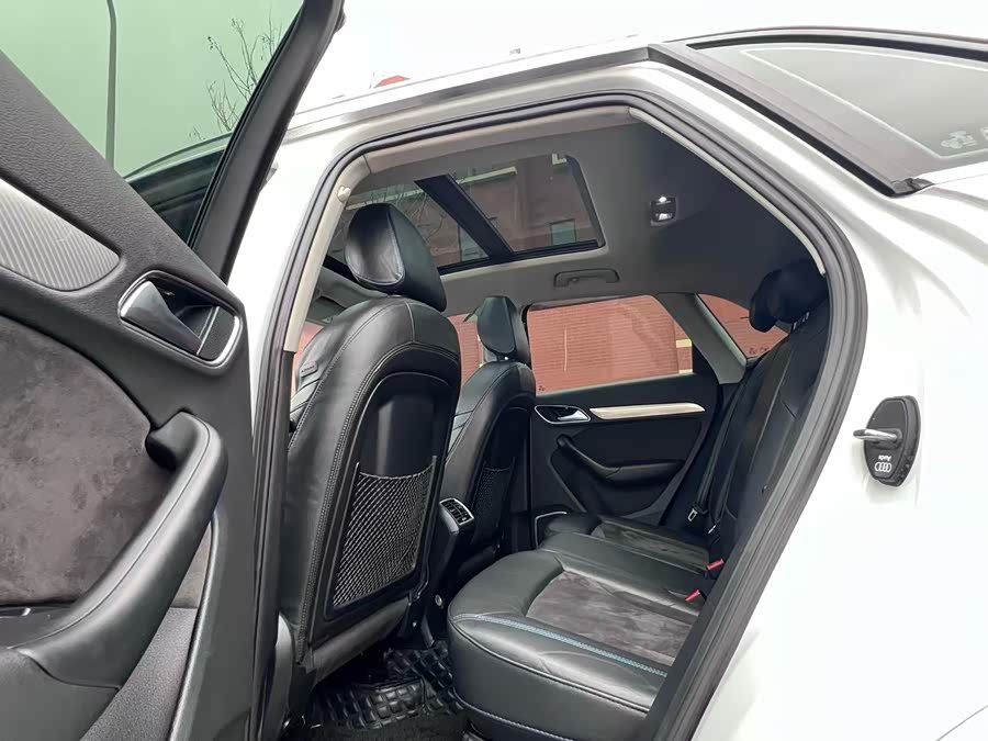 Audi Q3 2018 #28 Audi Q3 2018 car image #28