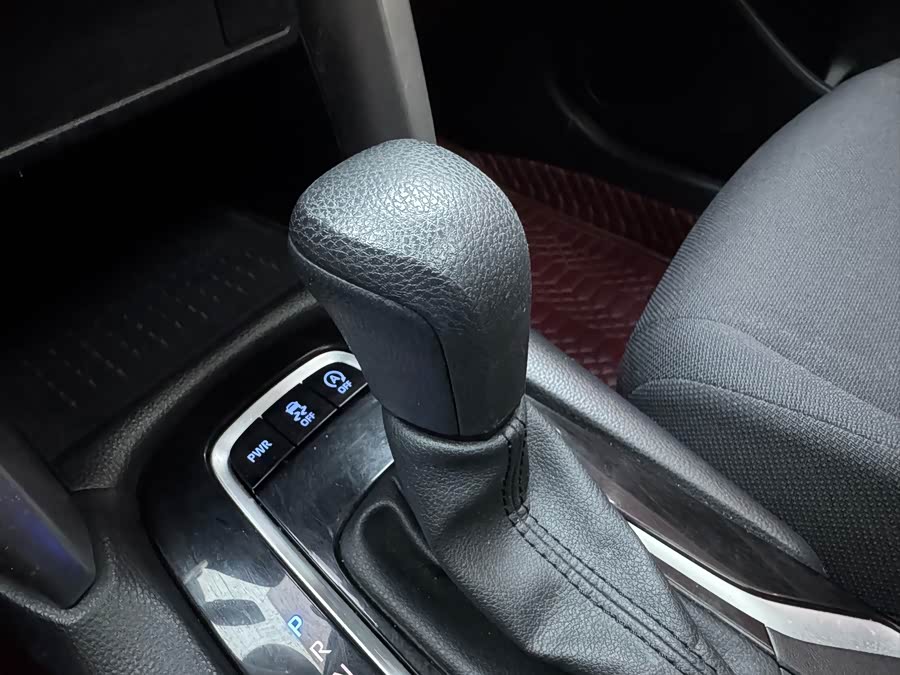 Toyota Frontlander 2022 car image #28