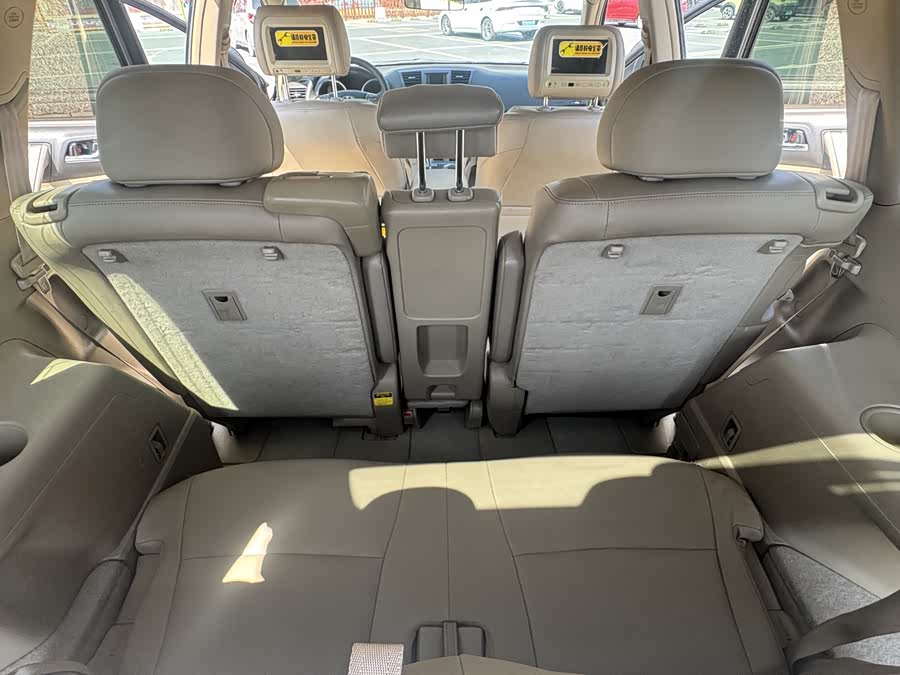 丰田 汉兰达 2010 汽车图片 #28