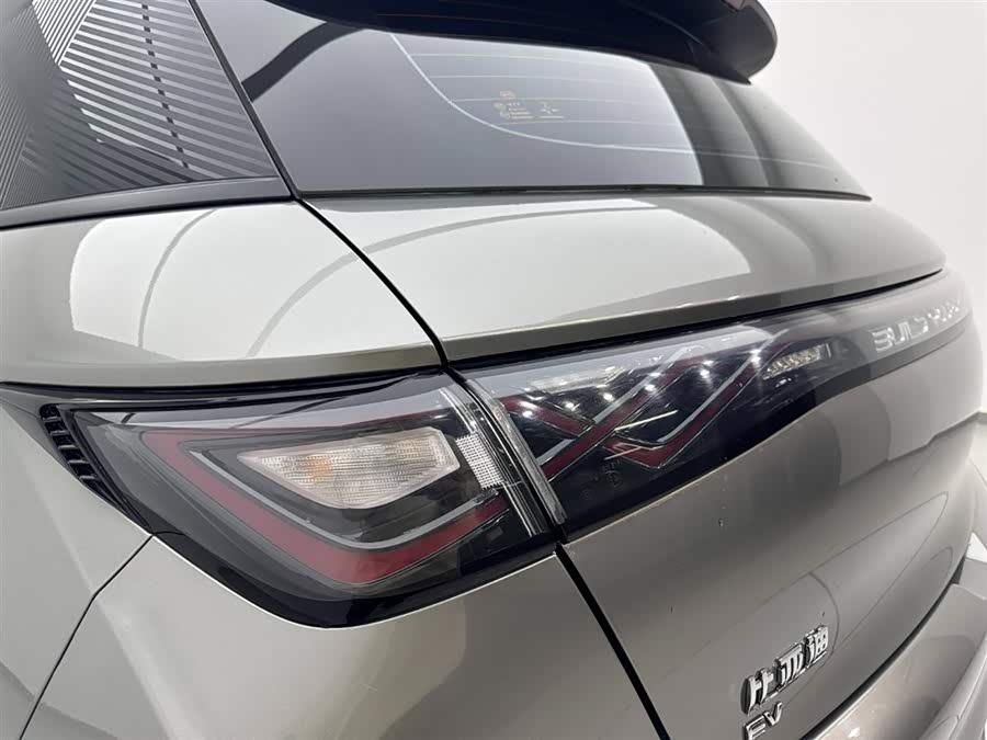 BYD Dolphin 2022 صورة سيارة #28