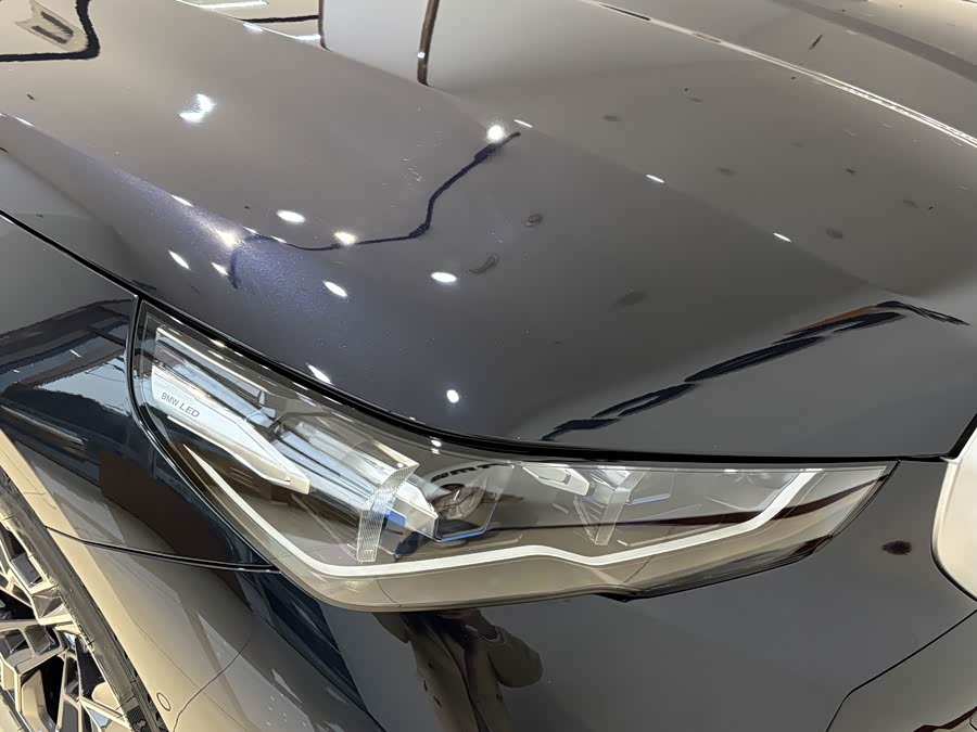 BMW 5 Series 2025 car image #28