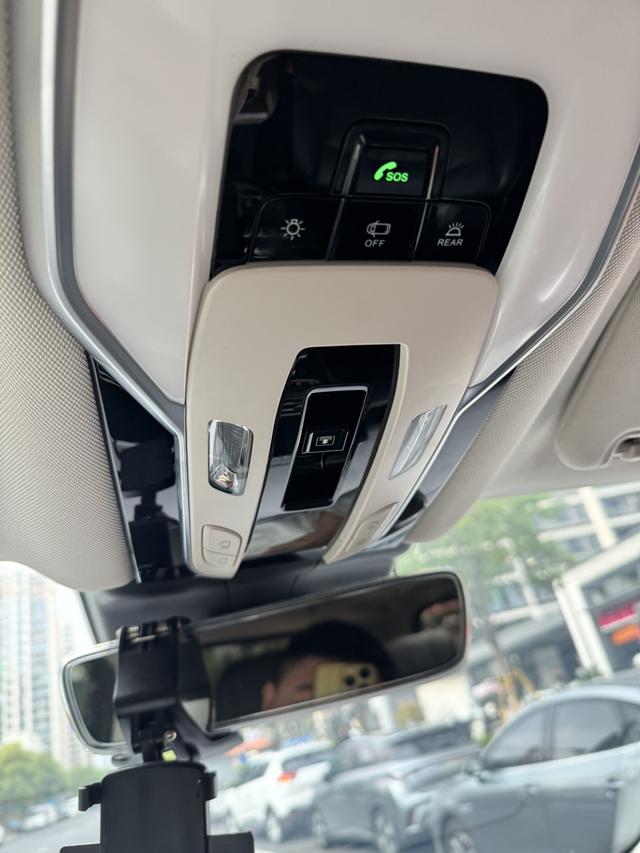 HongQi HQ9 2023 car image #28