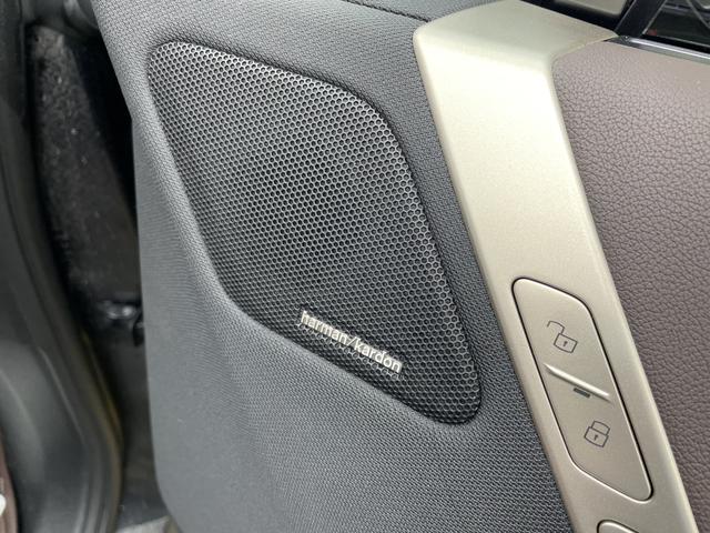 BMW iX 2023 car image #28