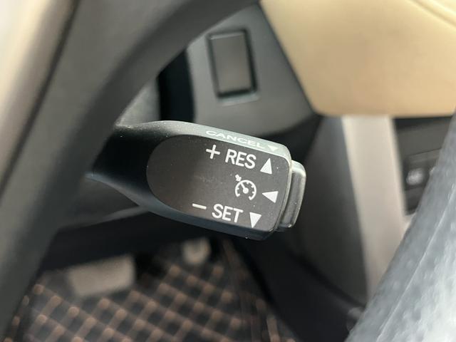 Toyota RAV4 Hybird E+ 2016 car image #28