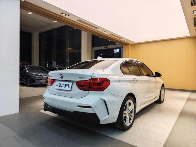 BMW i4 M50 2019 car image #28