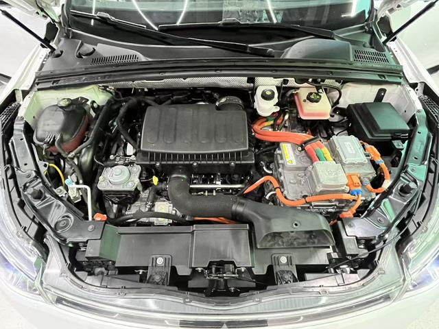 Denza X 2020 car image #28