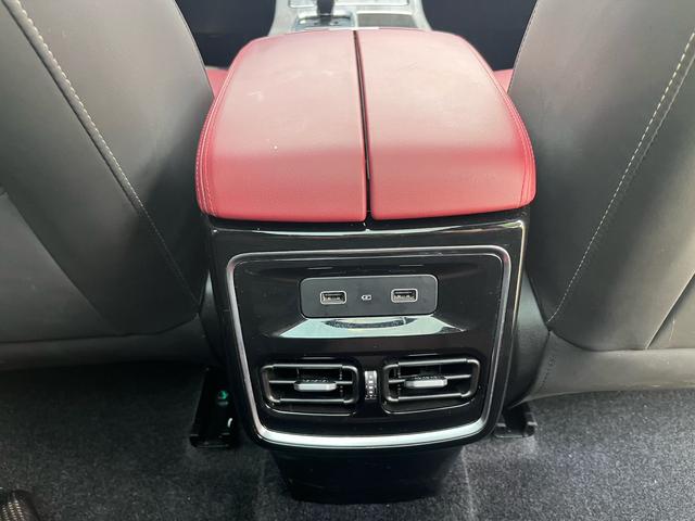 Jetour X70 PLUS 2023 car image #28