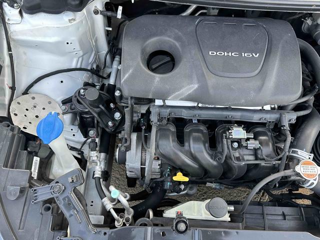Kia K3 2016 car image #28