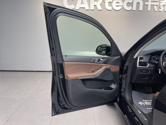 BMW X5 (Imported) 2021 car image #28