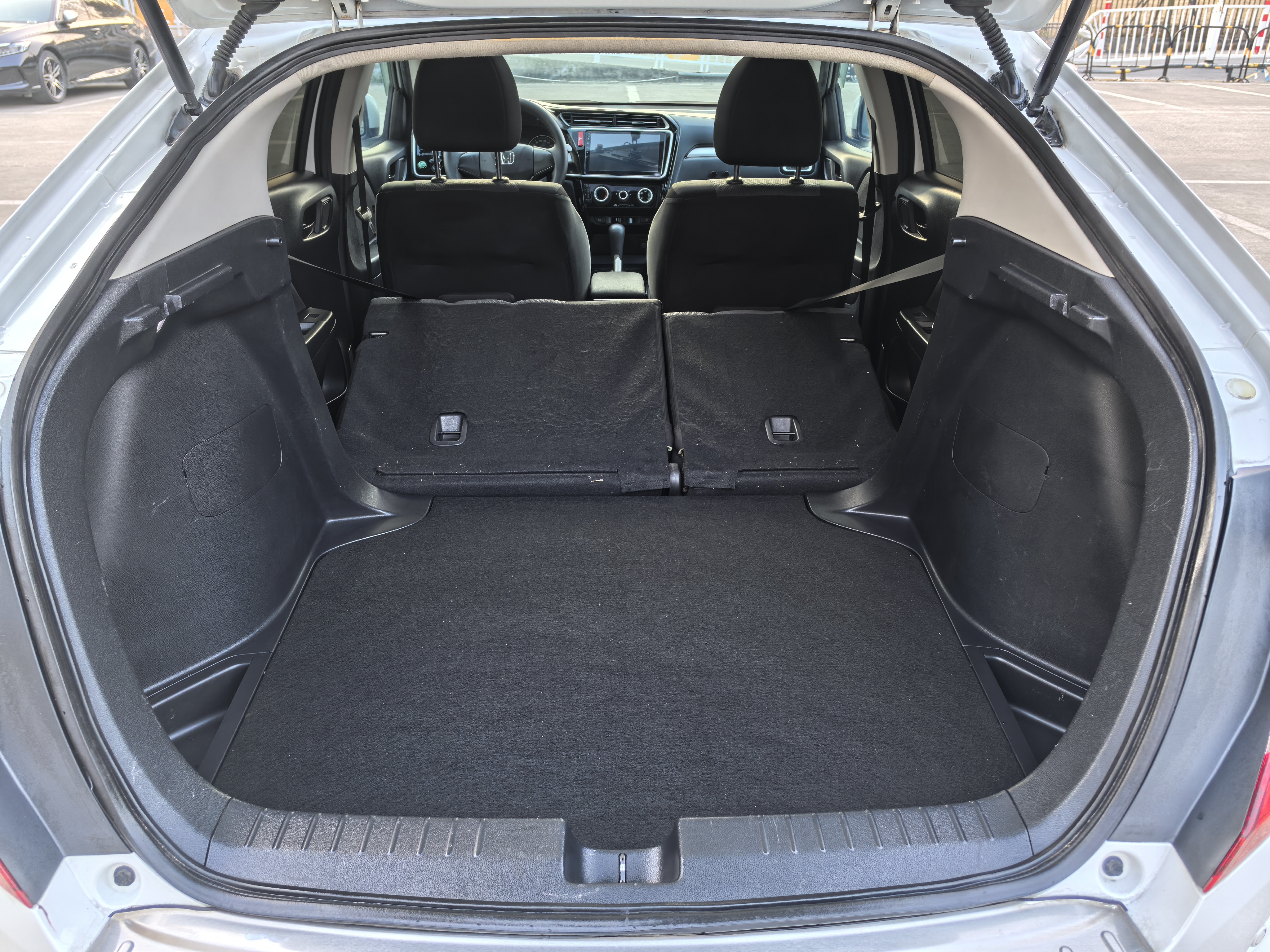 Honda Gienia 2018 car image #28