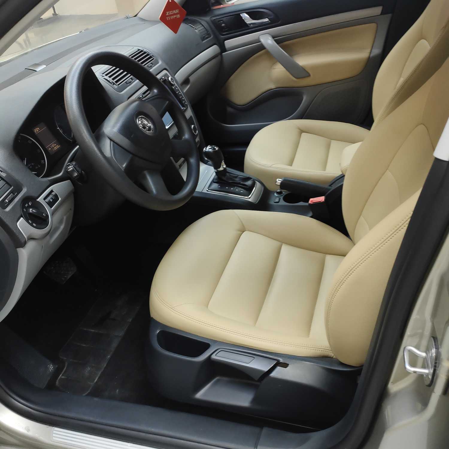 Skoda Octavia 2013 car image #28