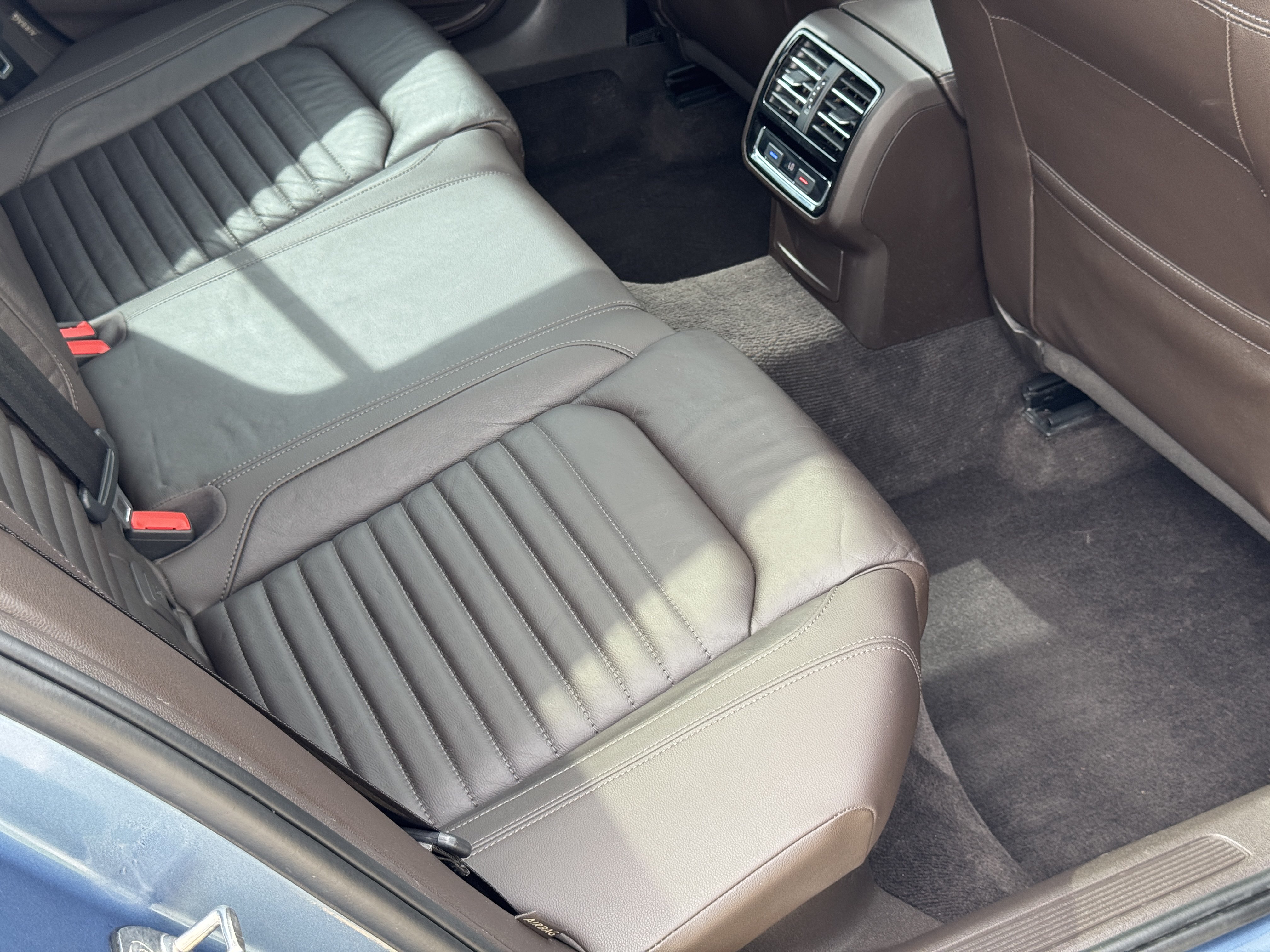 Volkswagen Passat Variant 2017 изображение автомобиля #28