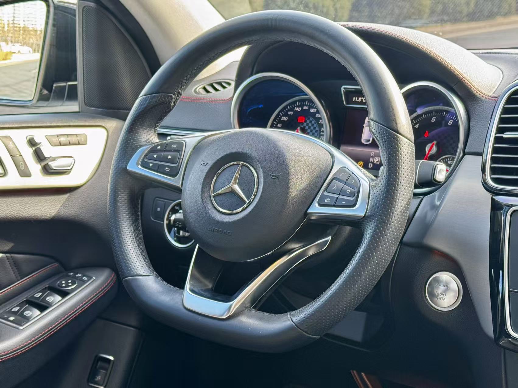 Mercedes-Benz GLE Coupe 2017 image de voiture #28