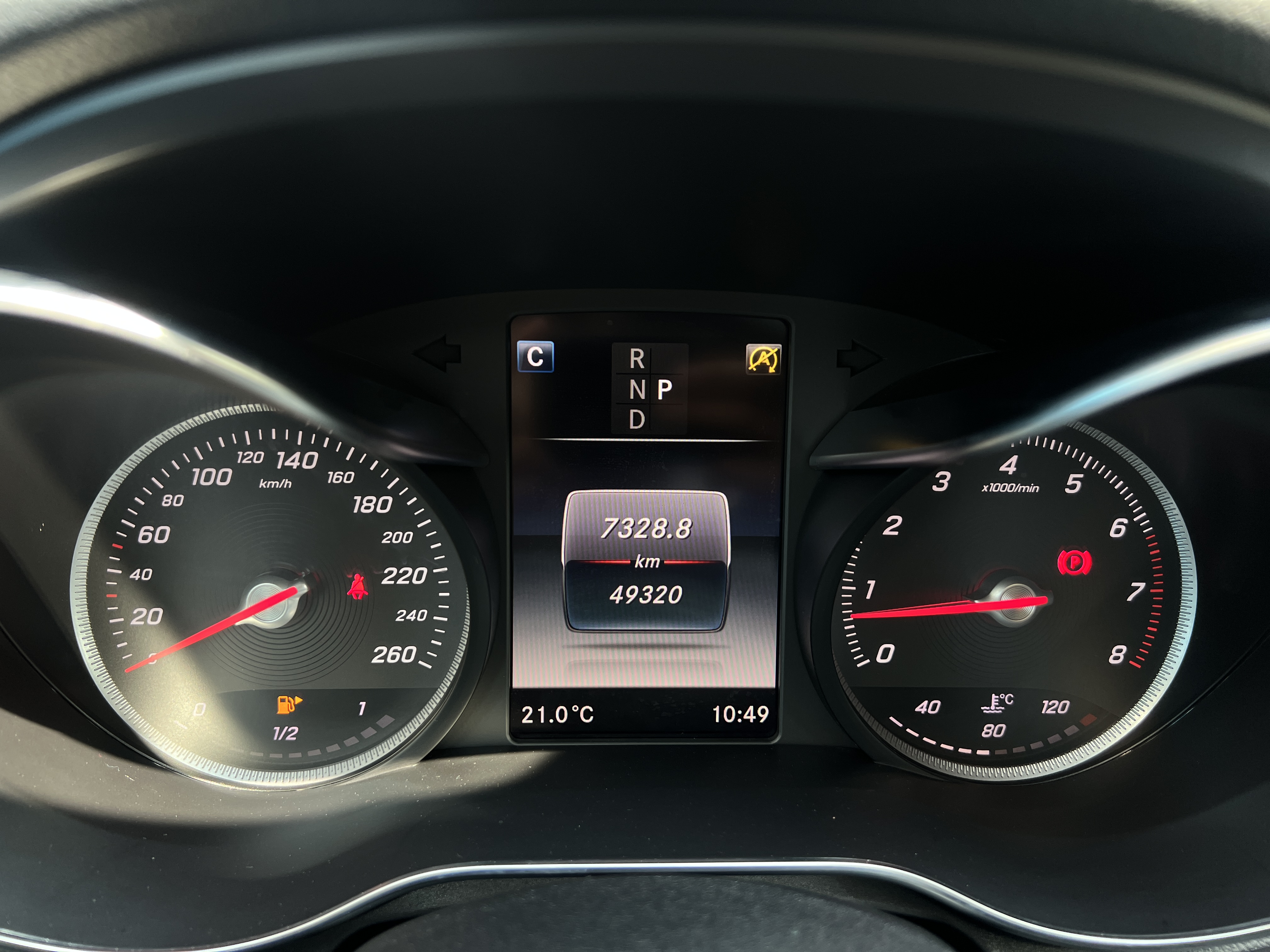 Mercedes-Benz C Class 2018 car image #28