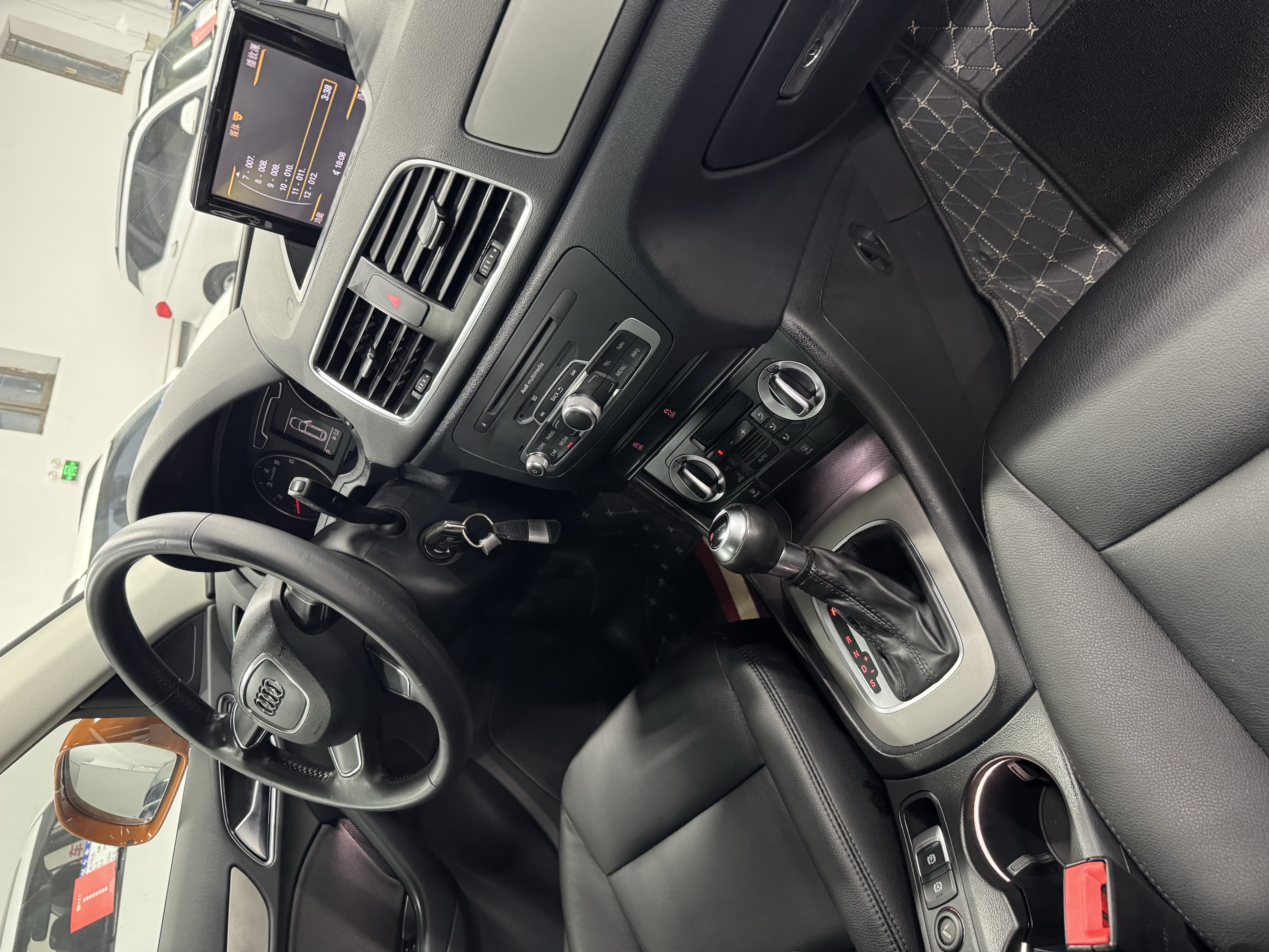 Audi 2014 car image #28