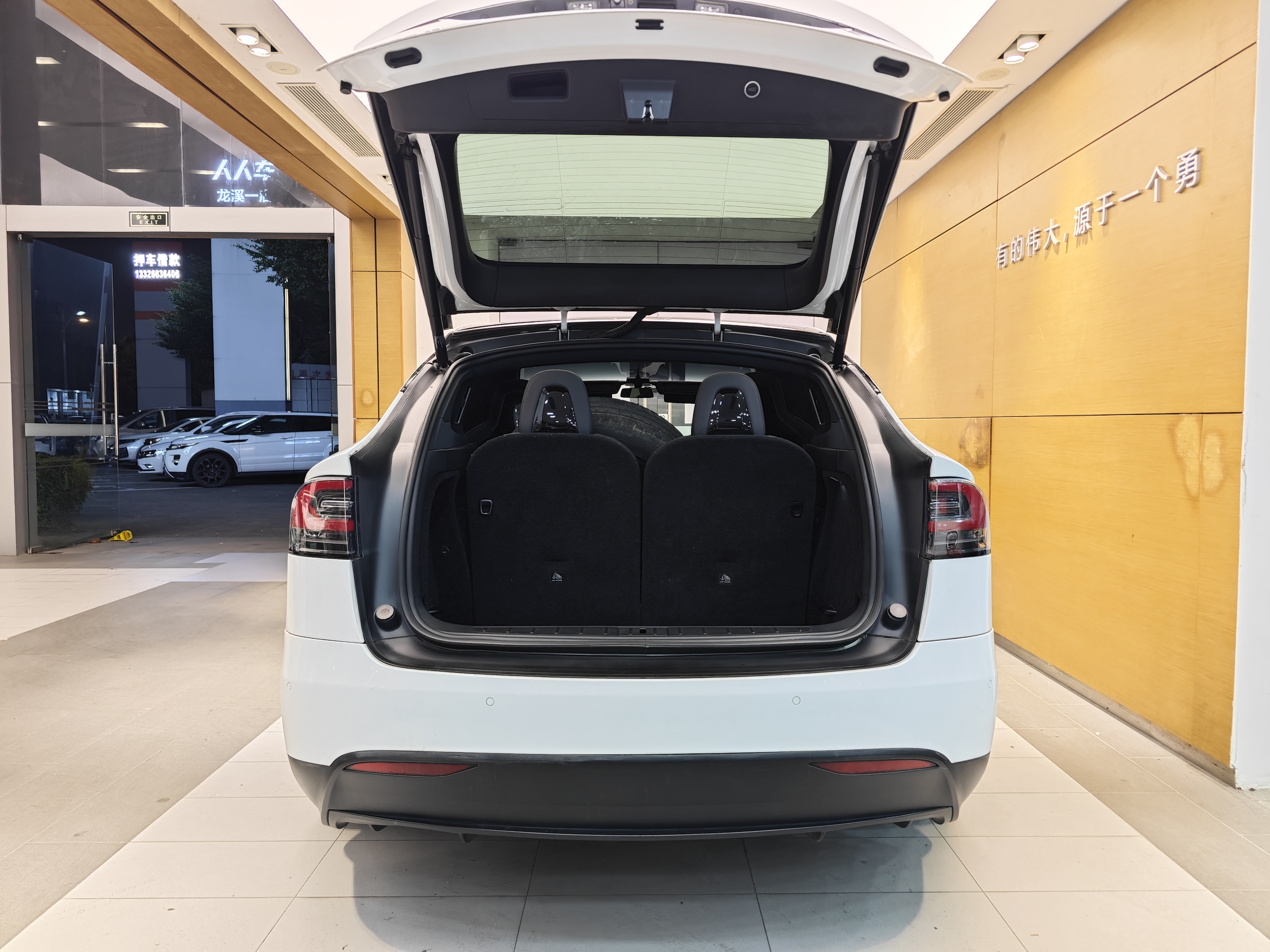 特斯拉 Model X 2017 汽车图片 #28