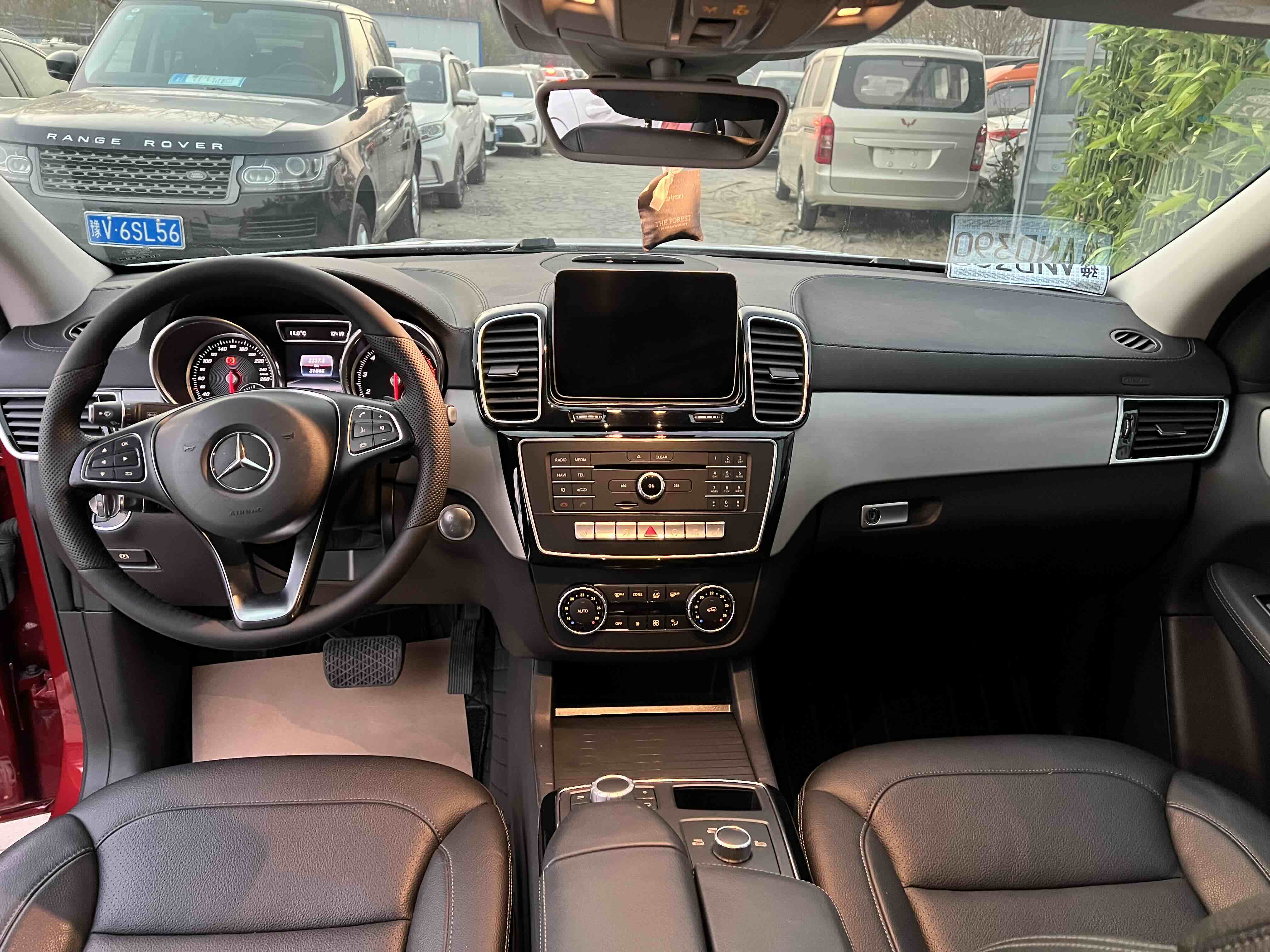 Mercedes-Benz GLE Coupe 2019 #28 Mercedes-Benz GLE Coupe 2019 car image #28