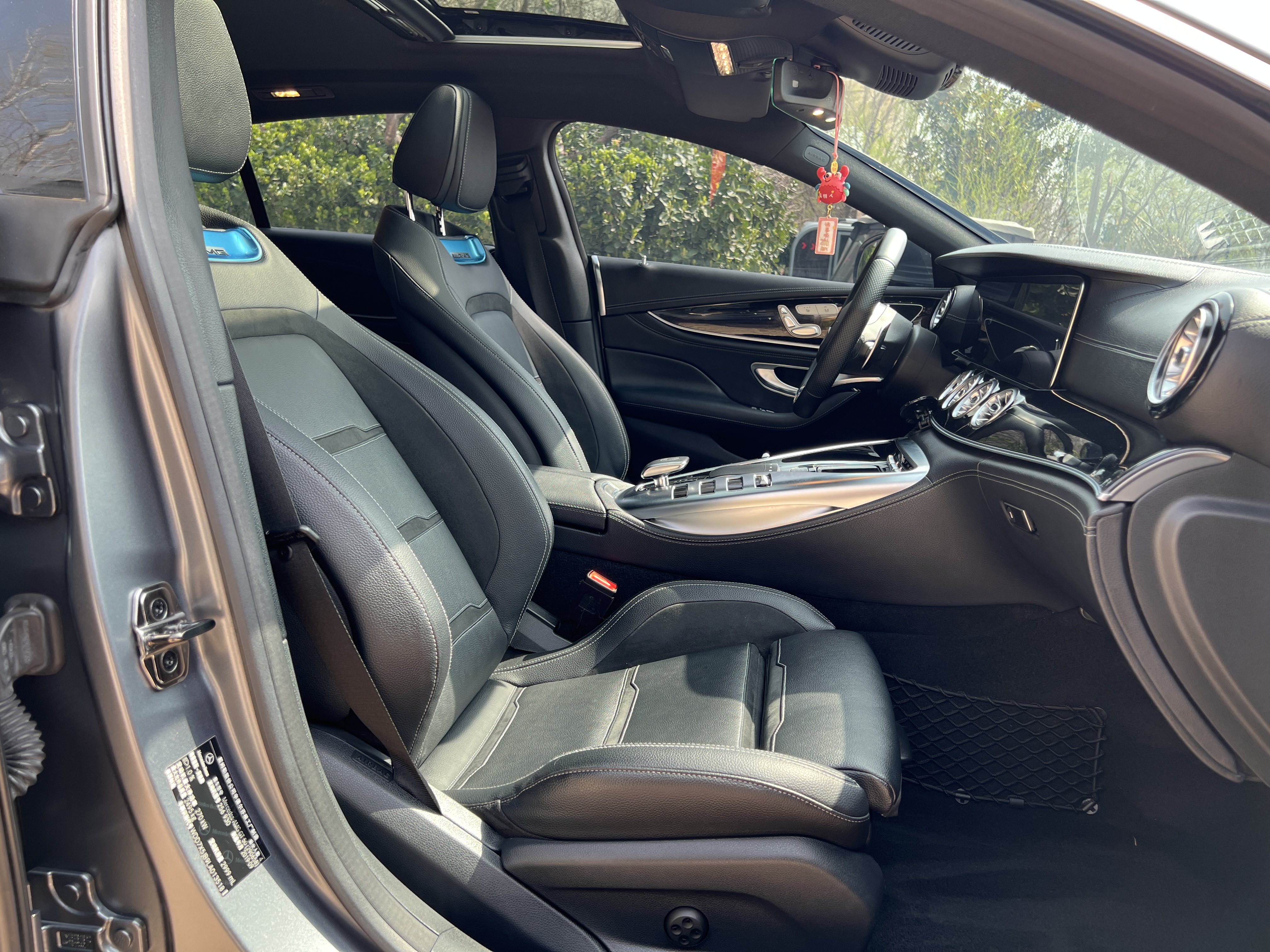 Mercedes-Benz AMG GT 2019 imagen de coche #28