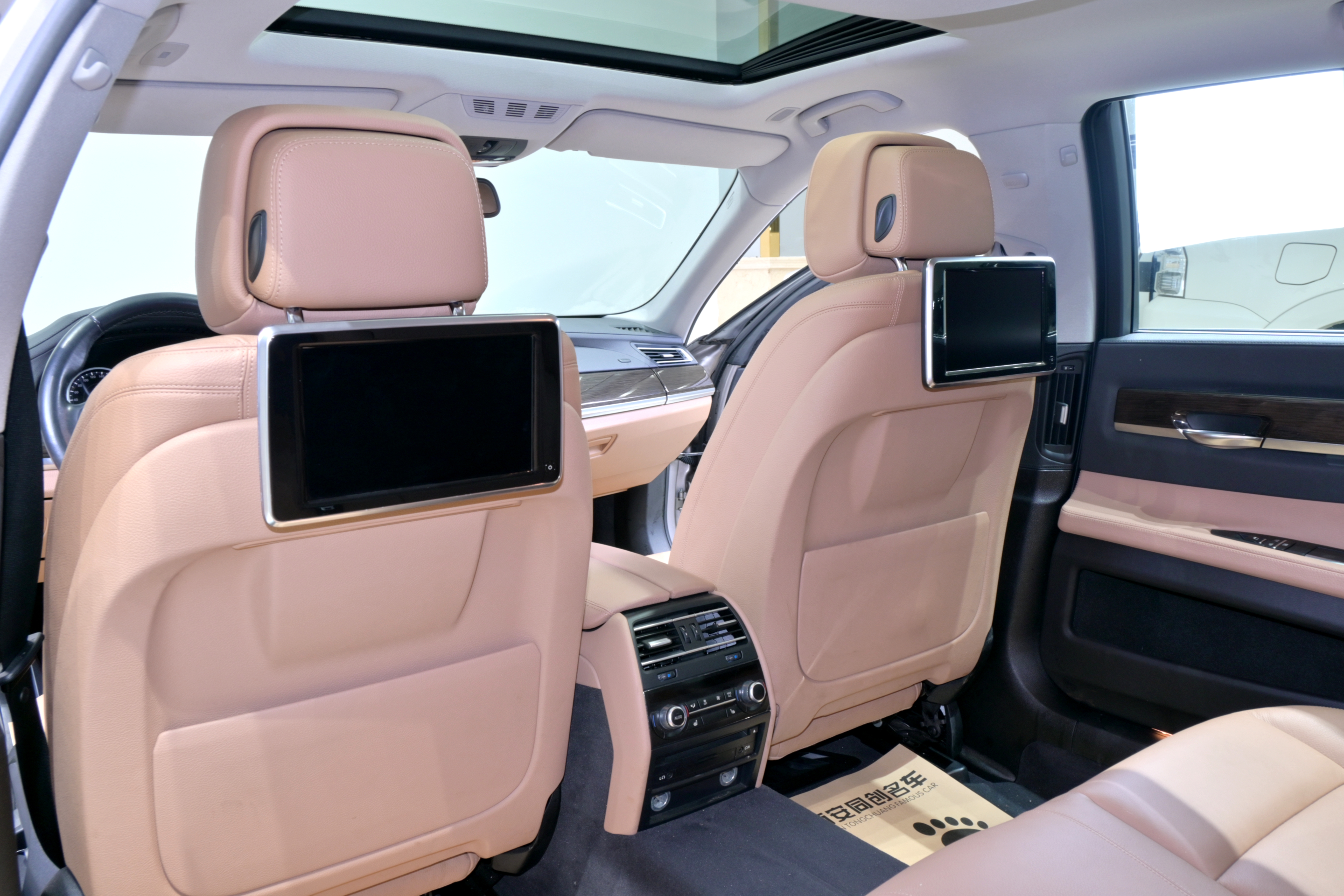 BMW 7 Series 2014 #28 BMW 7 Series 2014 car image #28