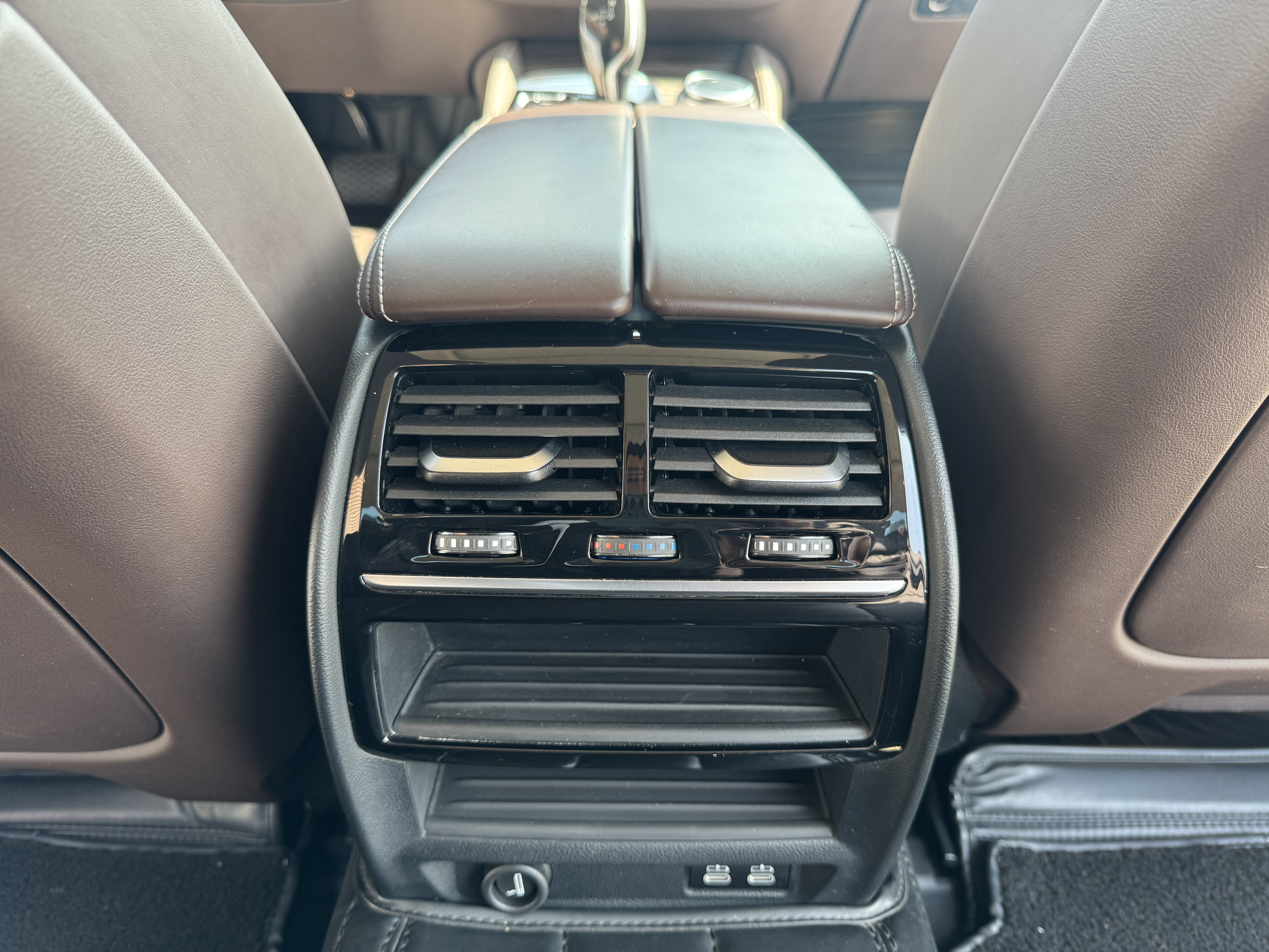 BMW 5 Series New Energy 2020 car image #28