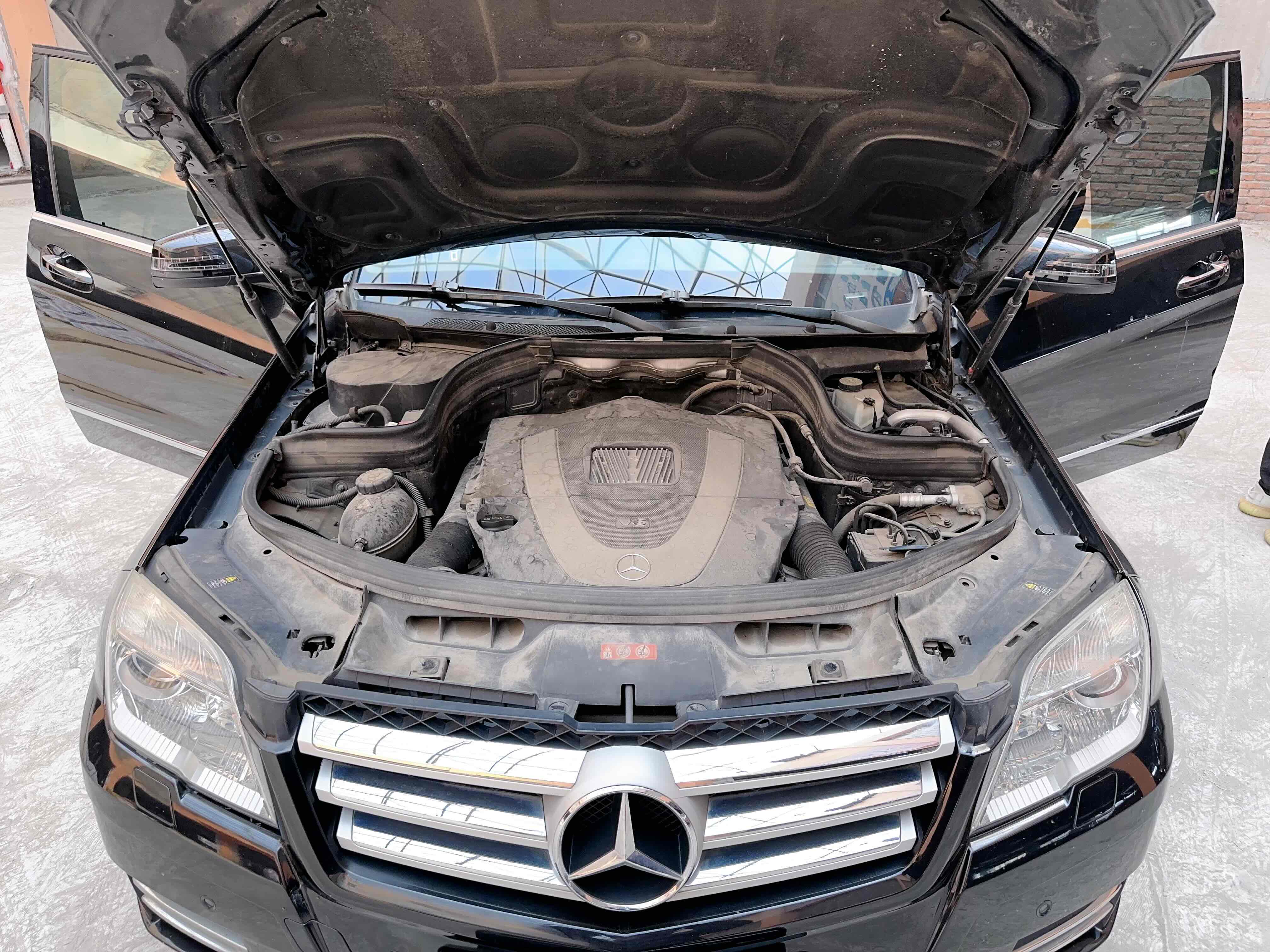 Mercedes-Benz GLK Class (Imported) 2011 #28 Mercedes-Benz GLK Class (Imported) 2011 car image #28