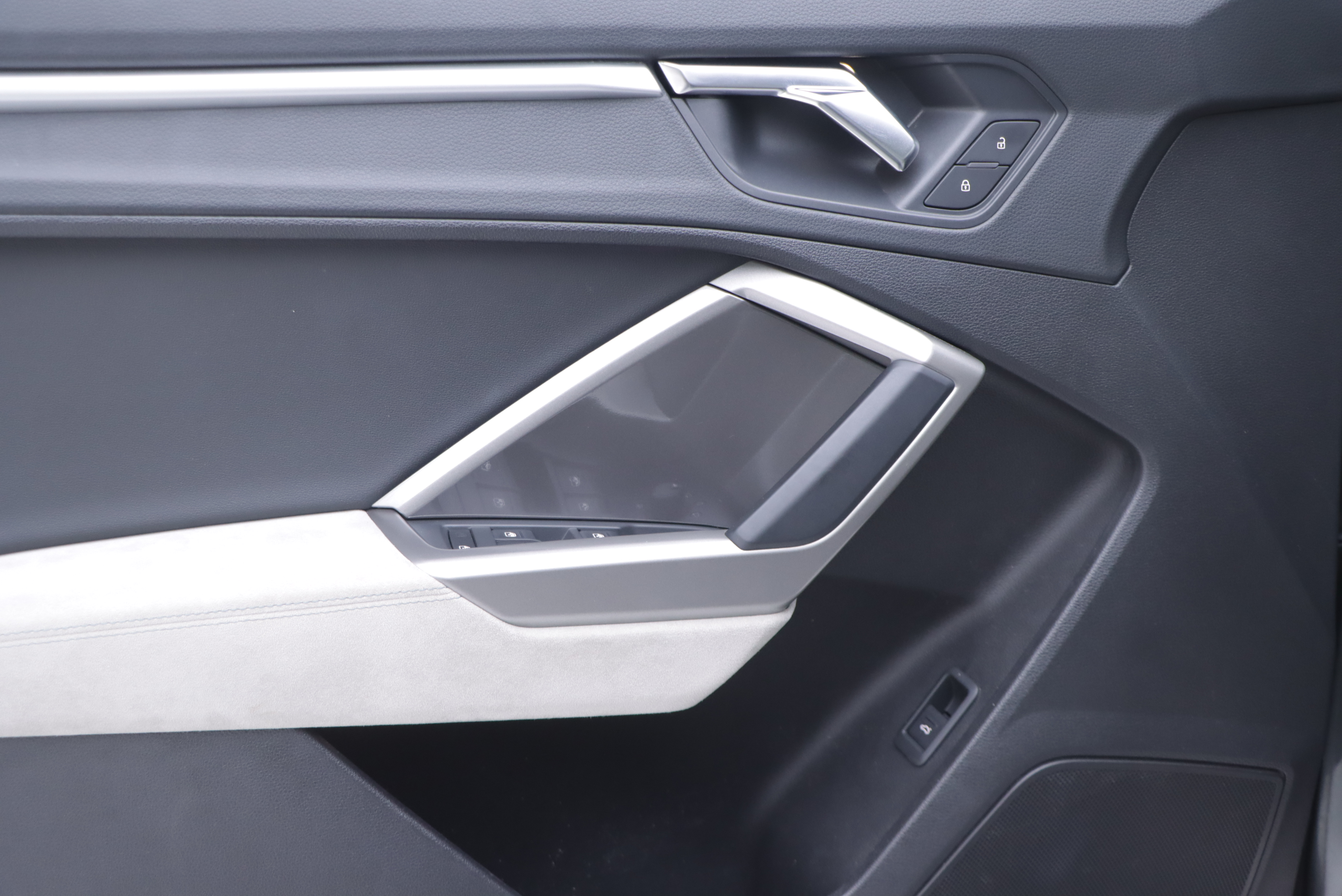 Audi Q3 Sportback 2022 car image #28