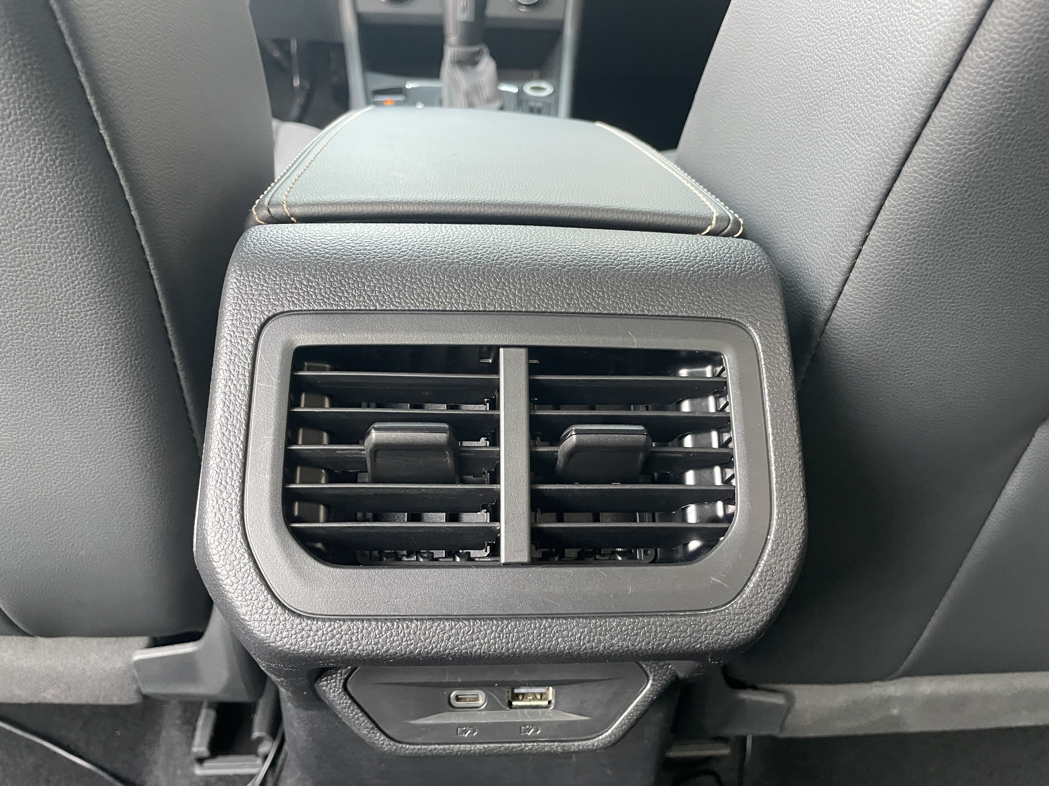 Volkswagen Lavida 2021 car image #28