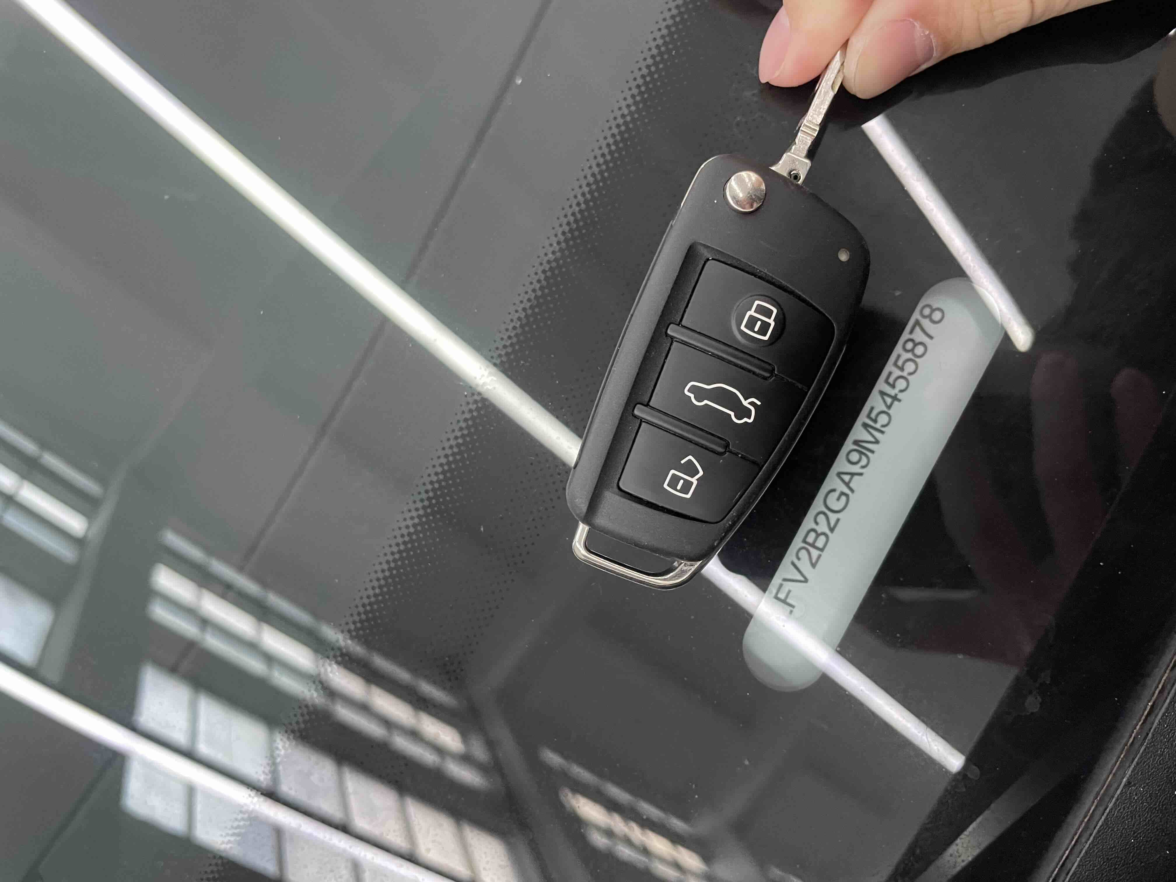 Q2L 2021 car image #28