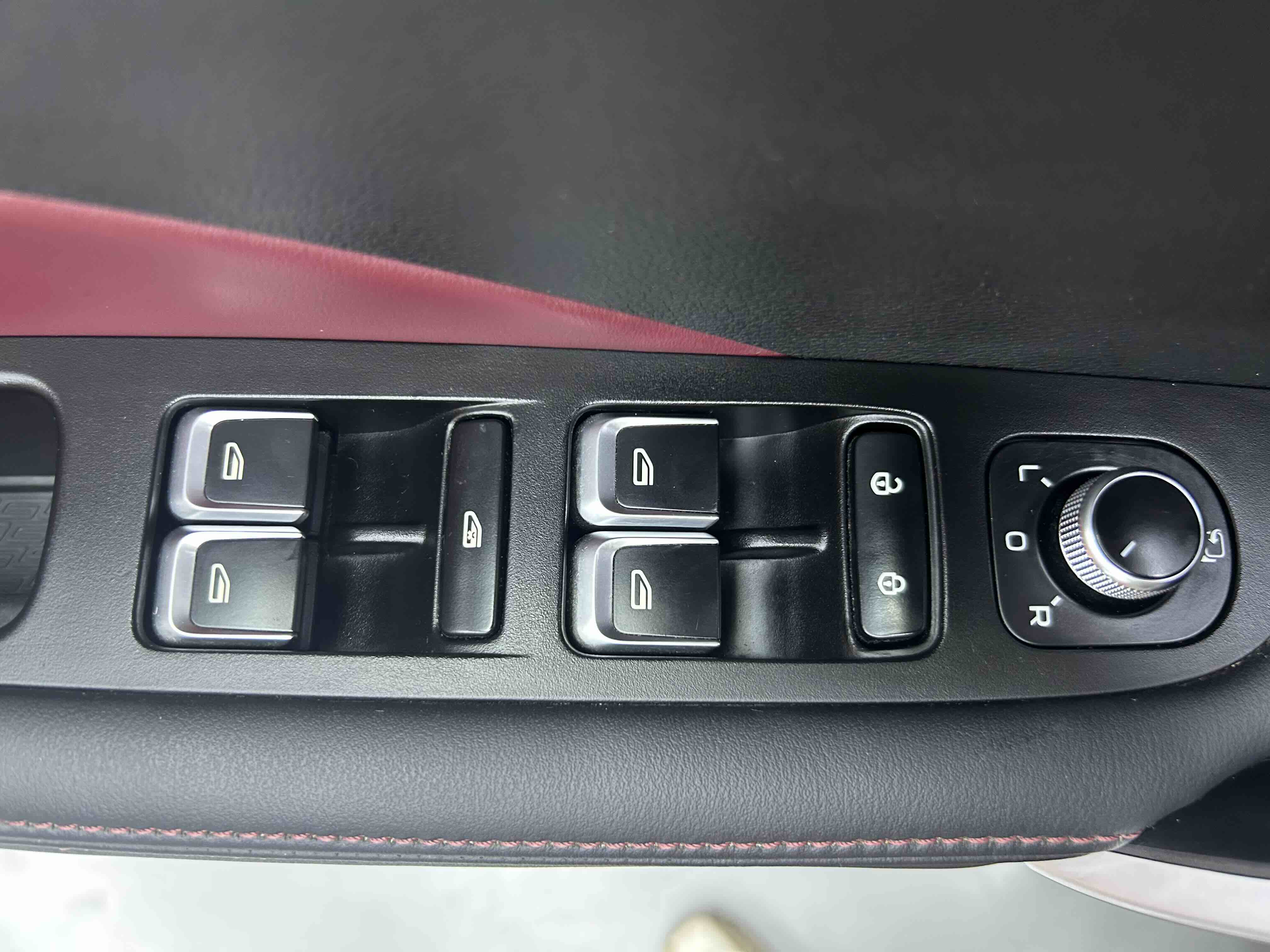 GEELY Coolray 2020 #28 GEELY Coolray 2020 car image #28