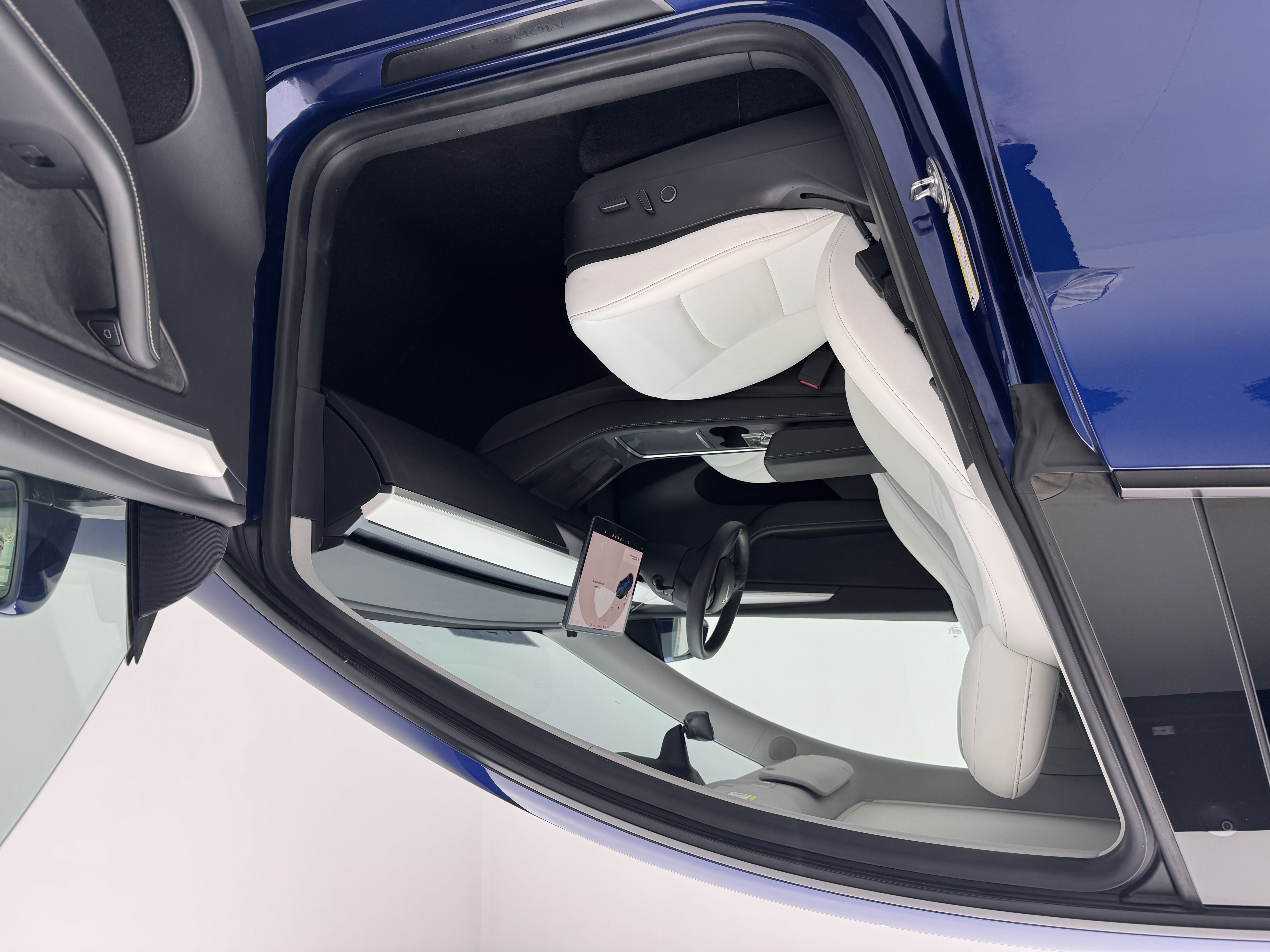 Tesla Model Y 2021 #28 Tesla Model Y 2021 car image #28