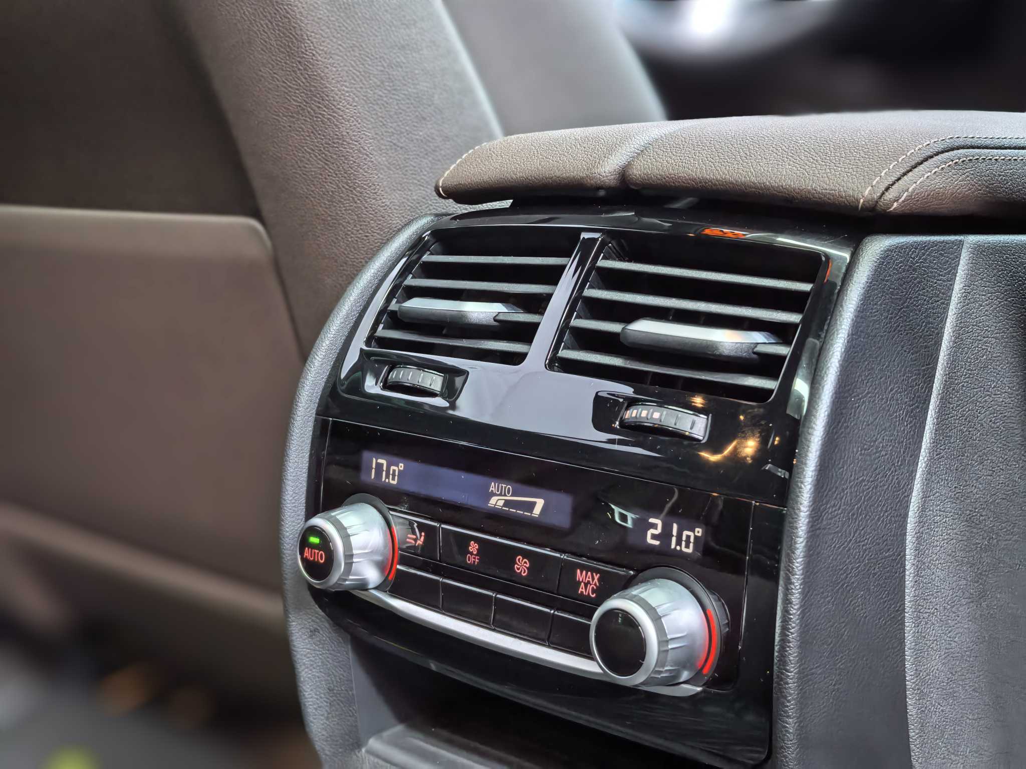 BMW 5 Series 2022 #28 BMW 5 Series 2022 car image #28