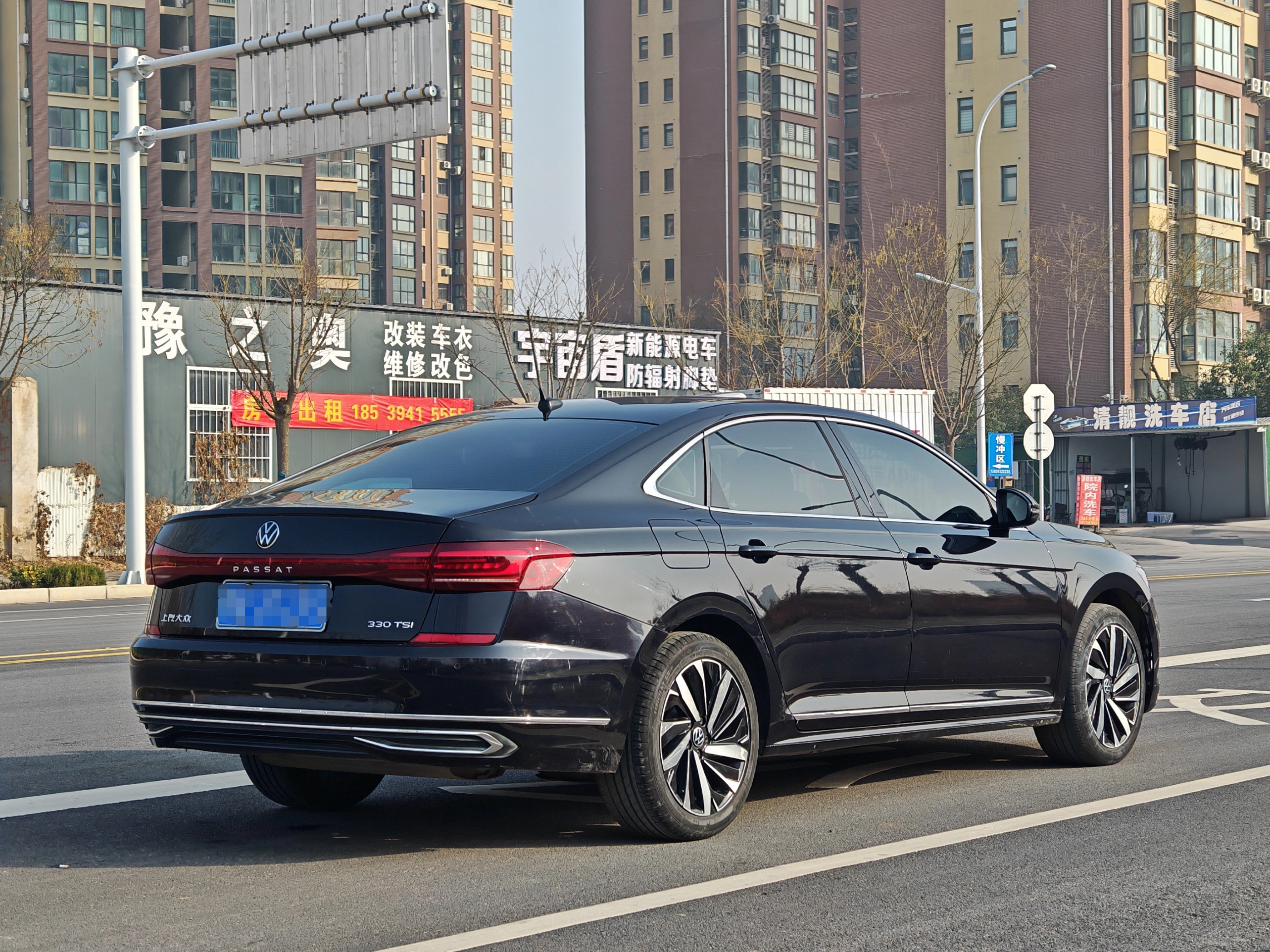 Volkswagen Passat 2022 car image #28