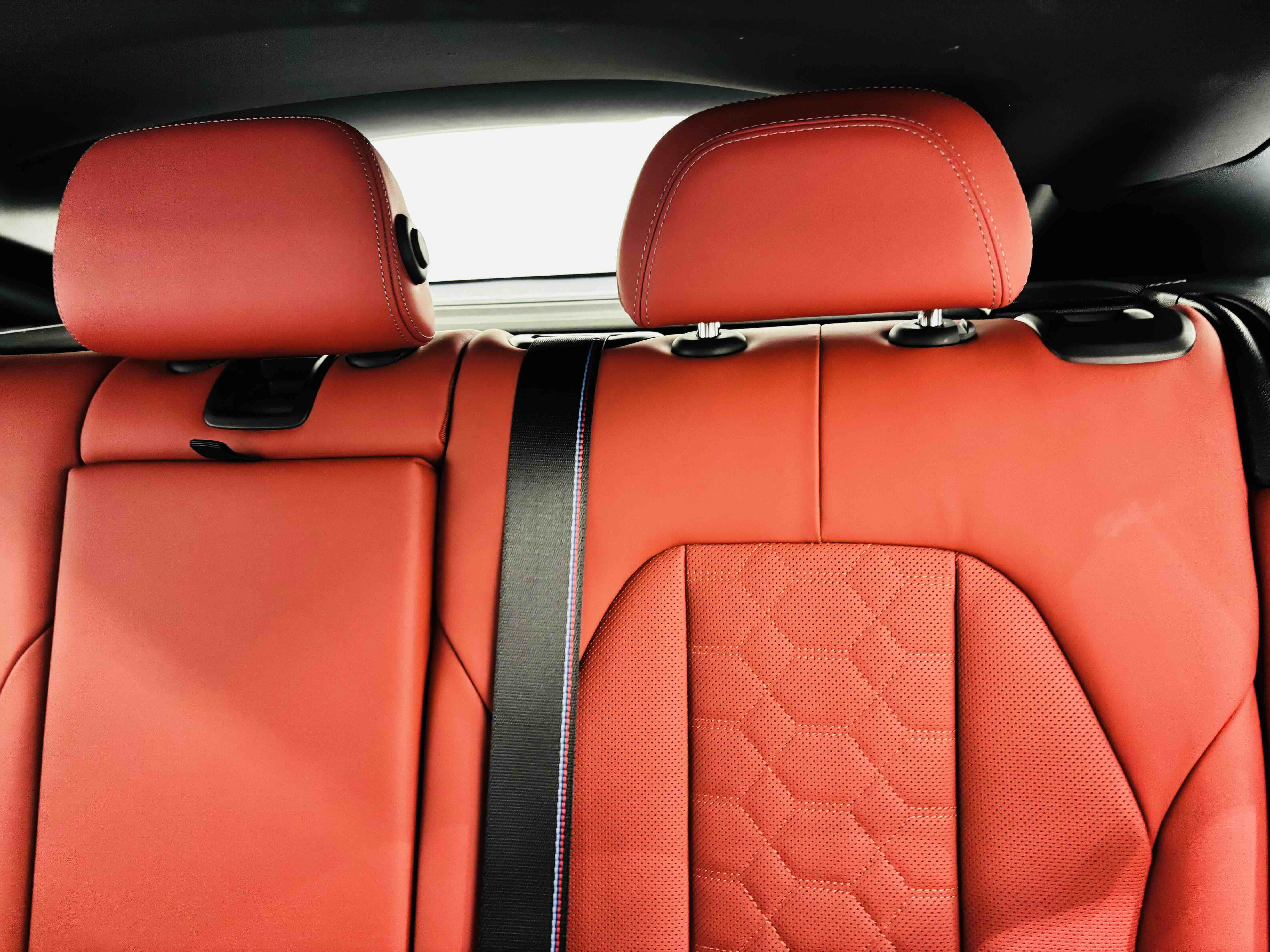 BMW X4 M 2022 car image #28