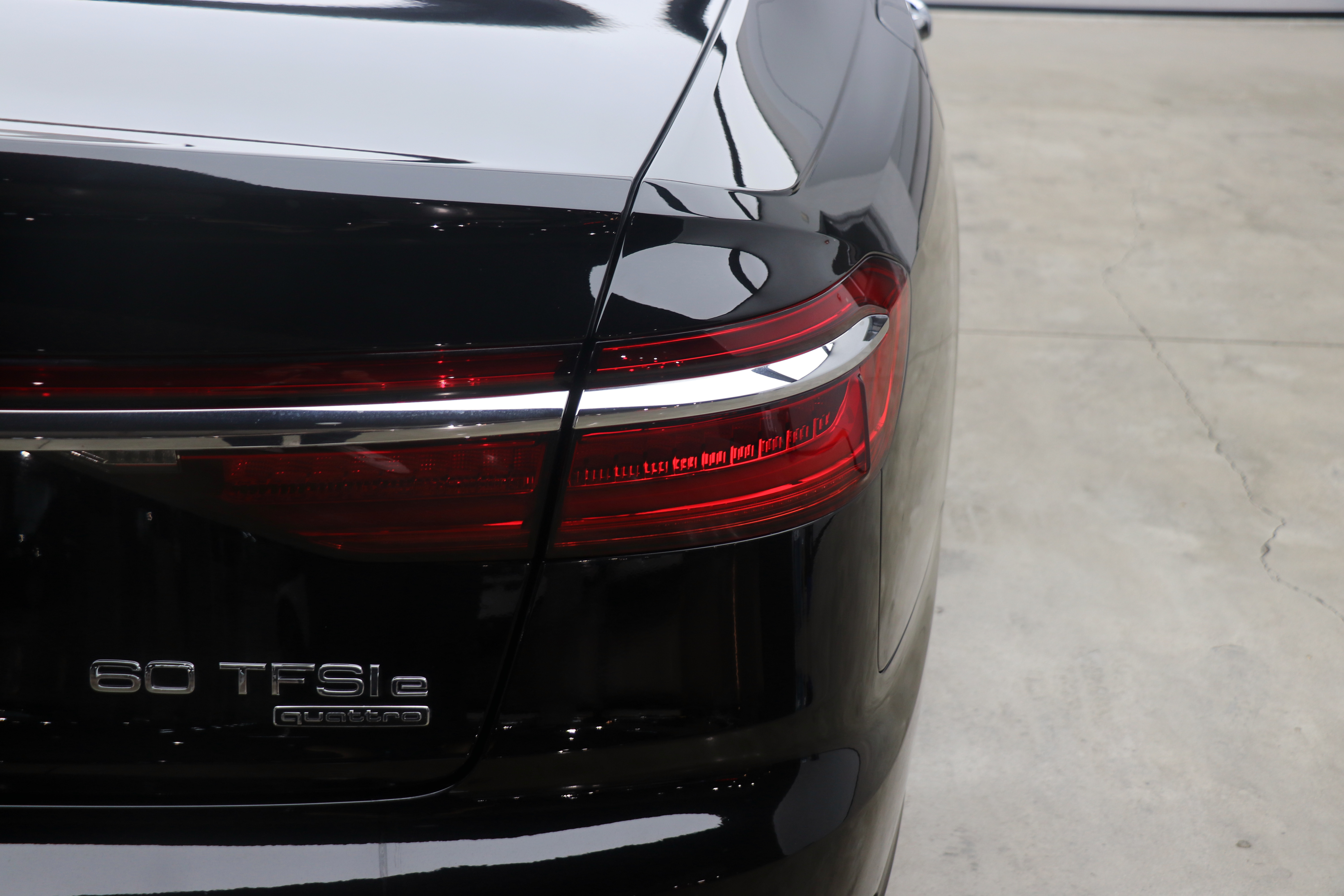 Audi A8 New Energy 2022 car image #28