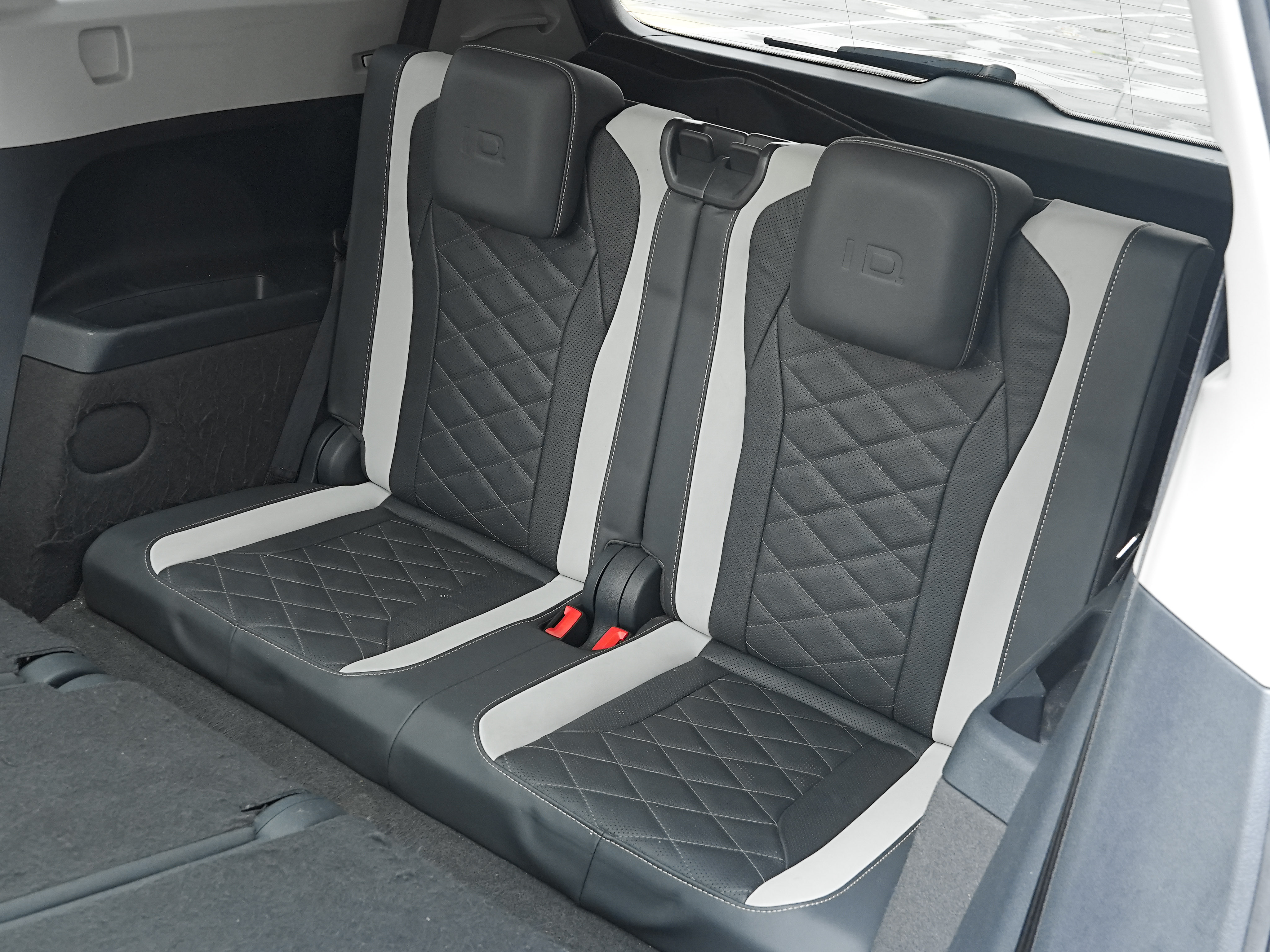 Volkswagen ID.6 Crozz 2023 #28 Volkswagen ID.6 Crozz 2023 car image #28