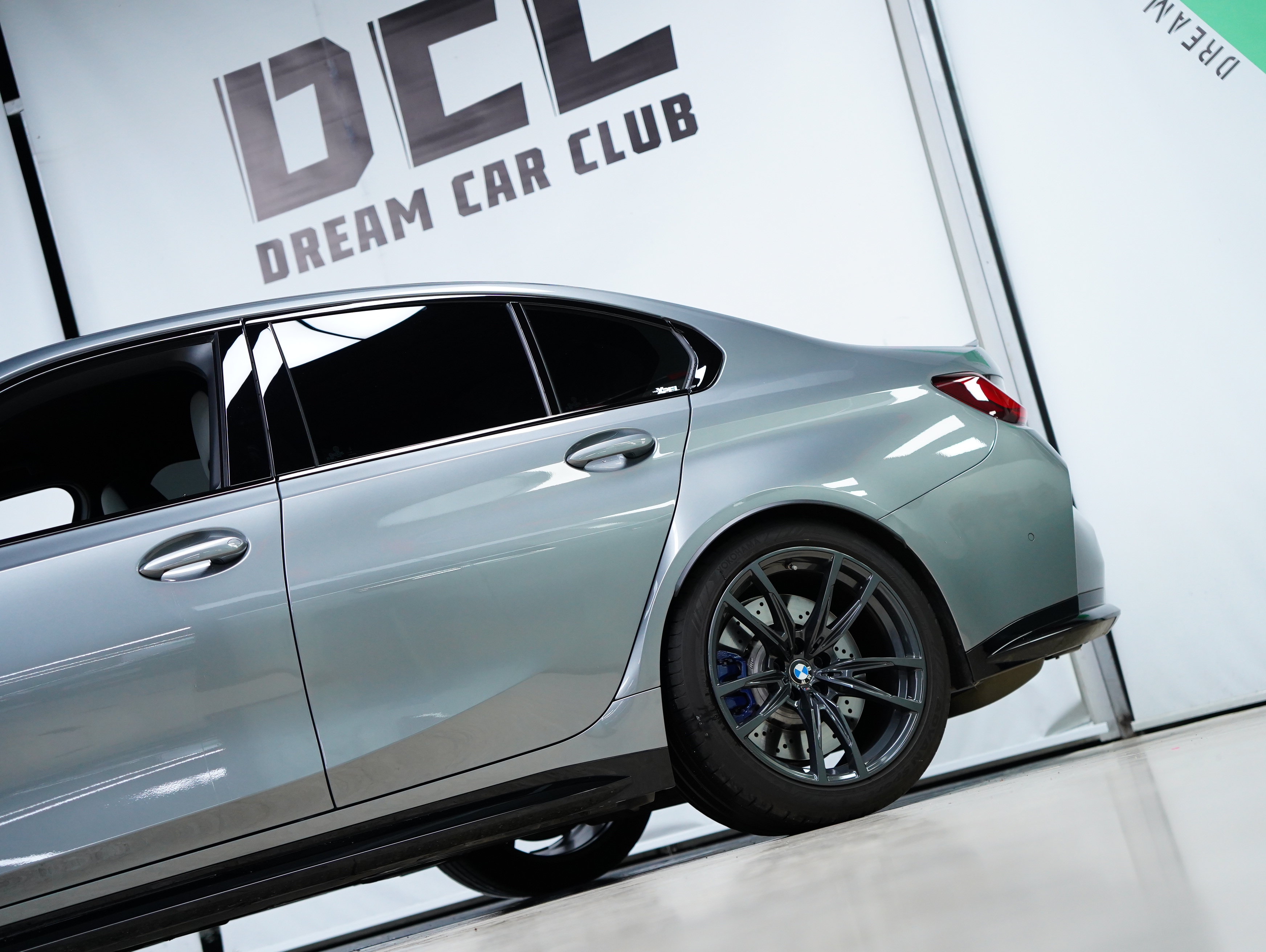 BMW M3 2024 imagen de coche #28