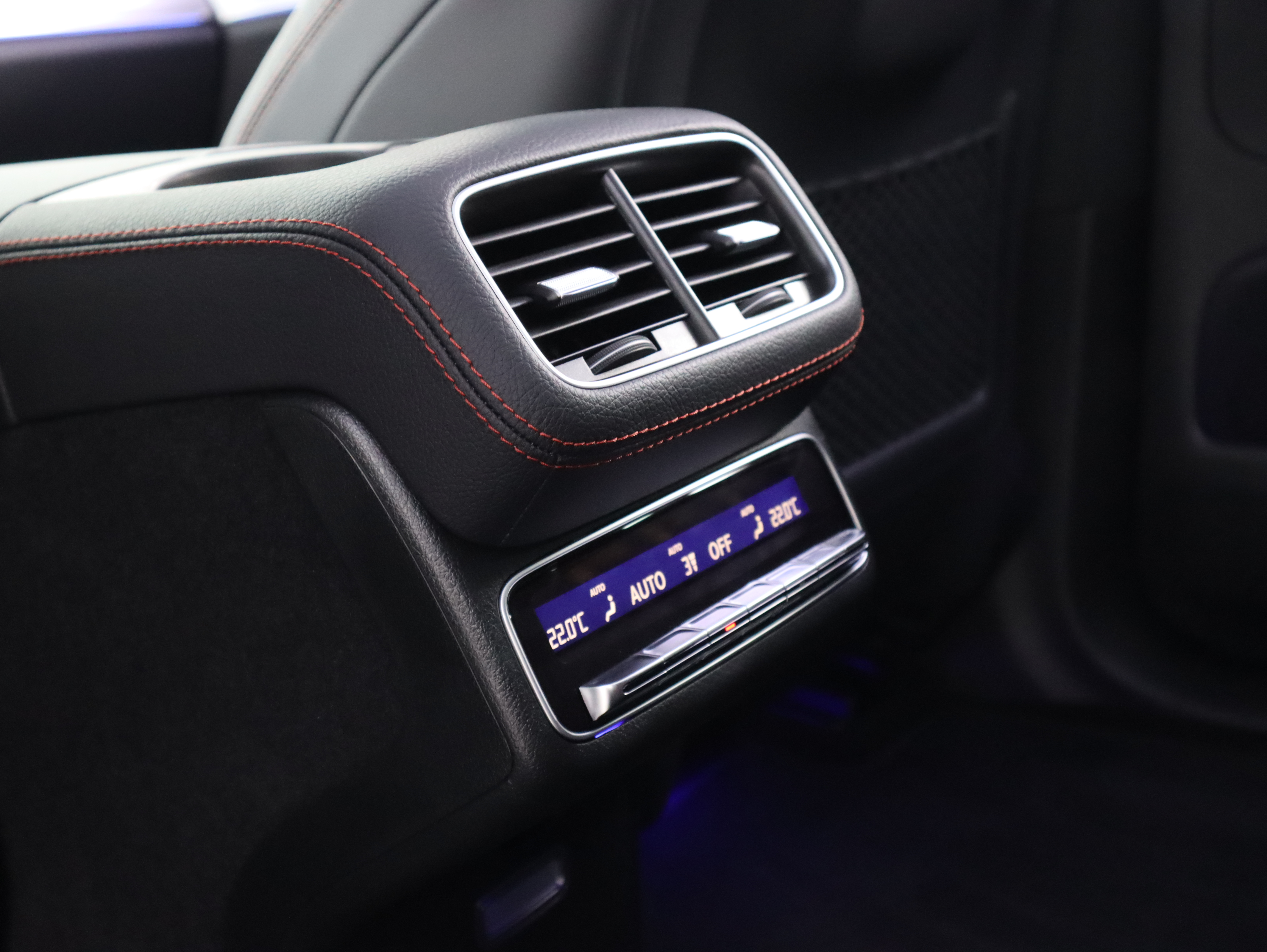 Mercedes-Benz GLE AMG 2024 #28 Mercedes-Benz GLE AMG 2024 car image #28