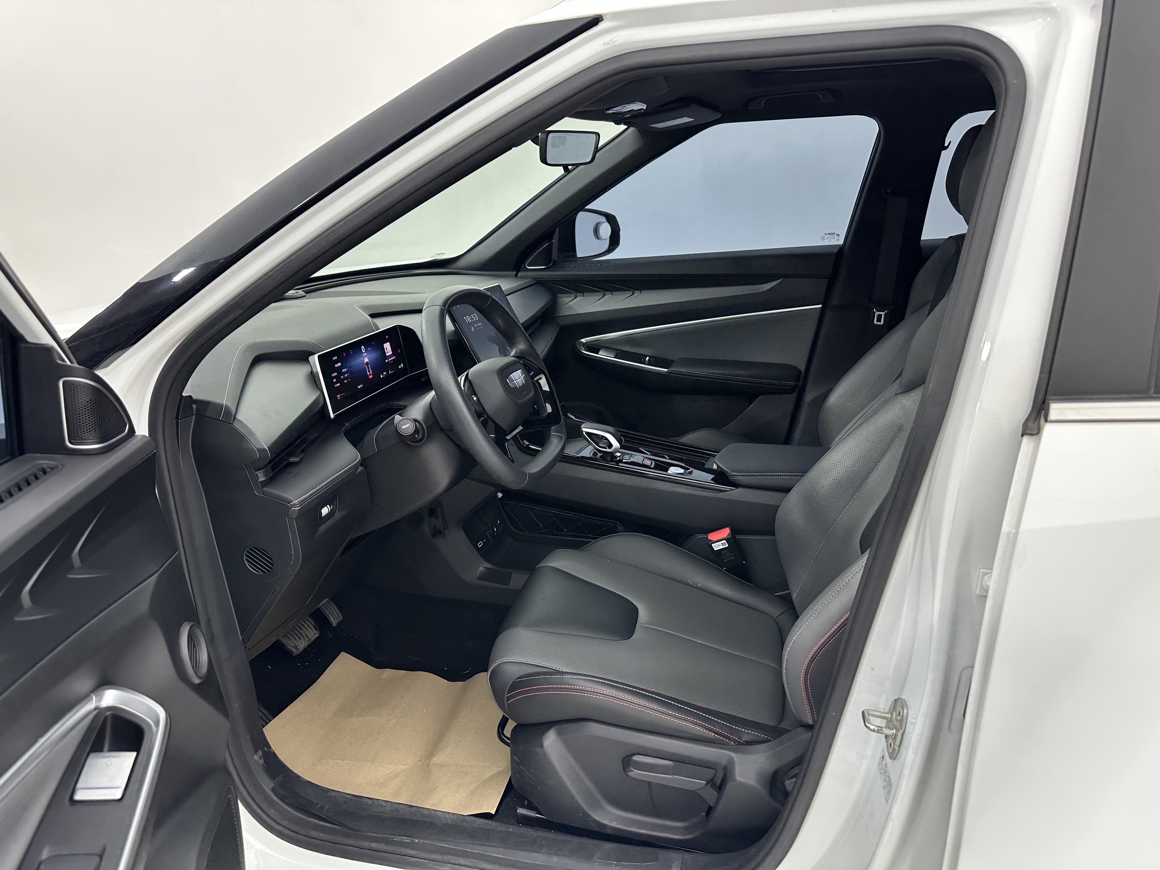 GEELY Boyue 2024 image de voiture #28