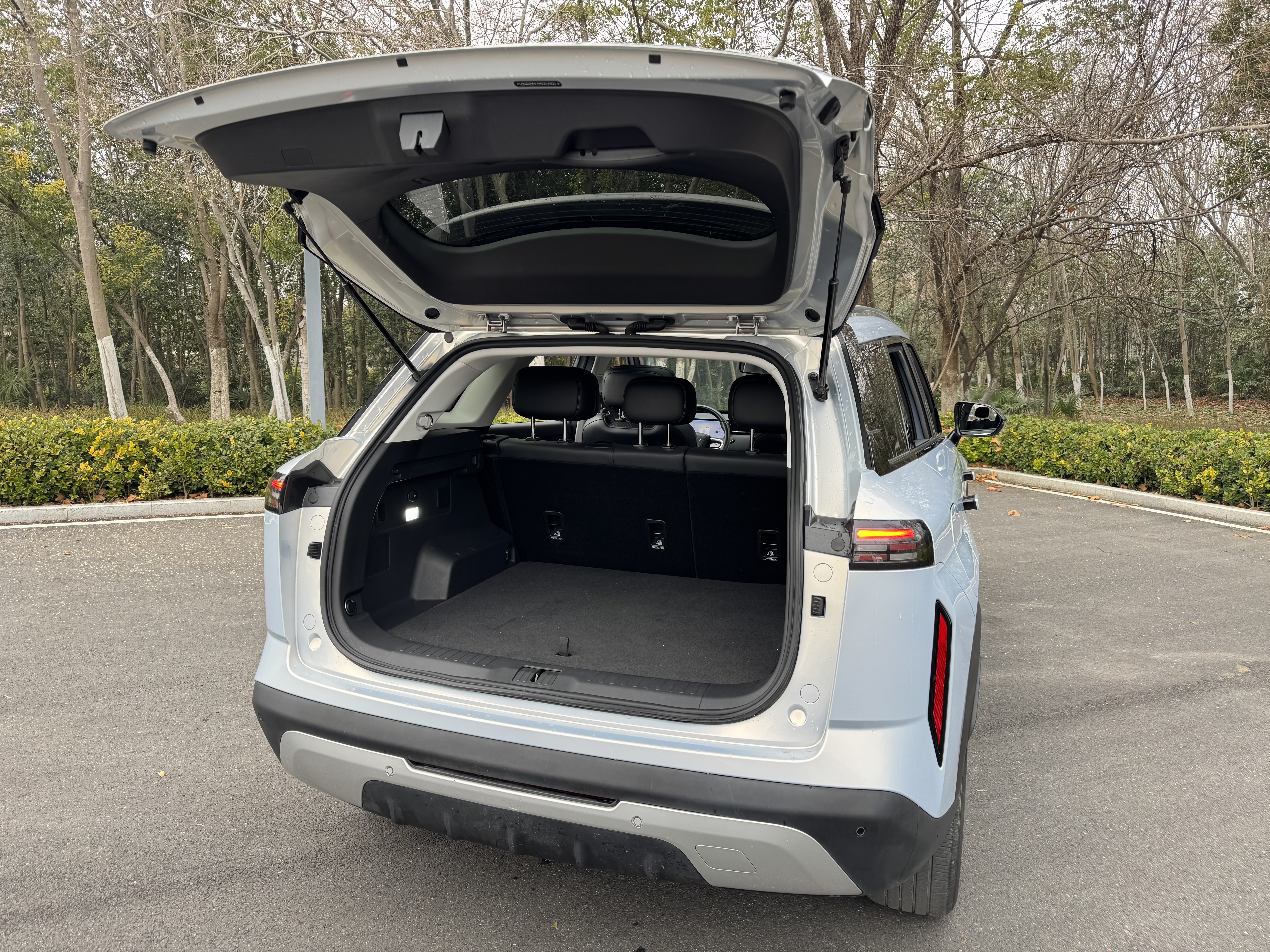 Chery Exploration 06 C-DM 2024 #28 Chery Exploration 06 C-DM 2024 car image #28