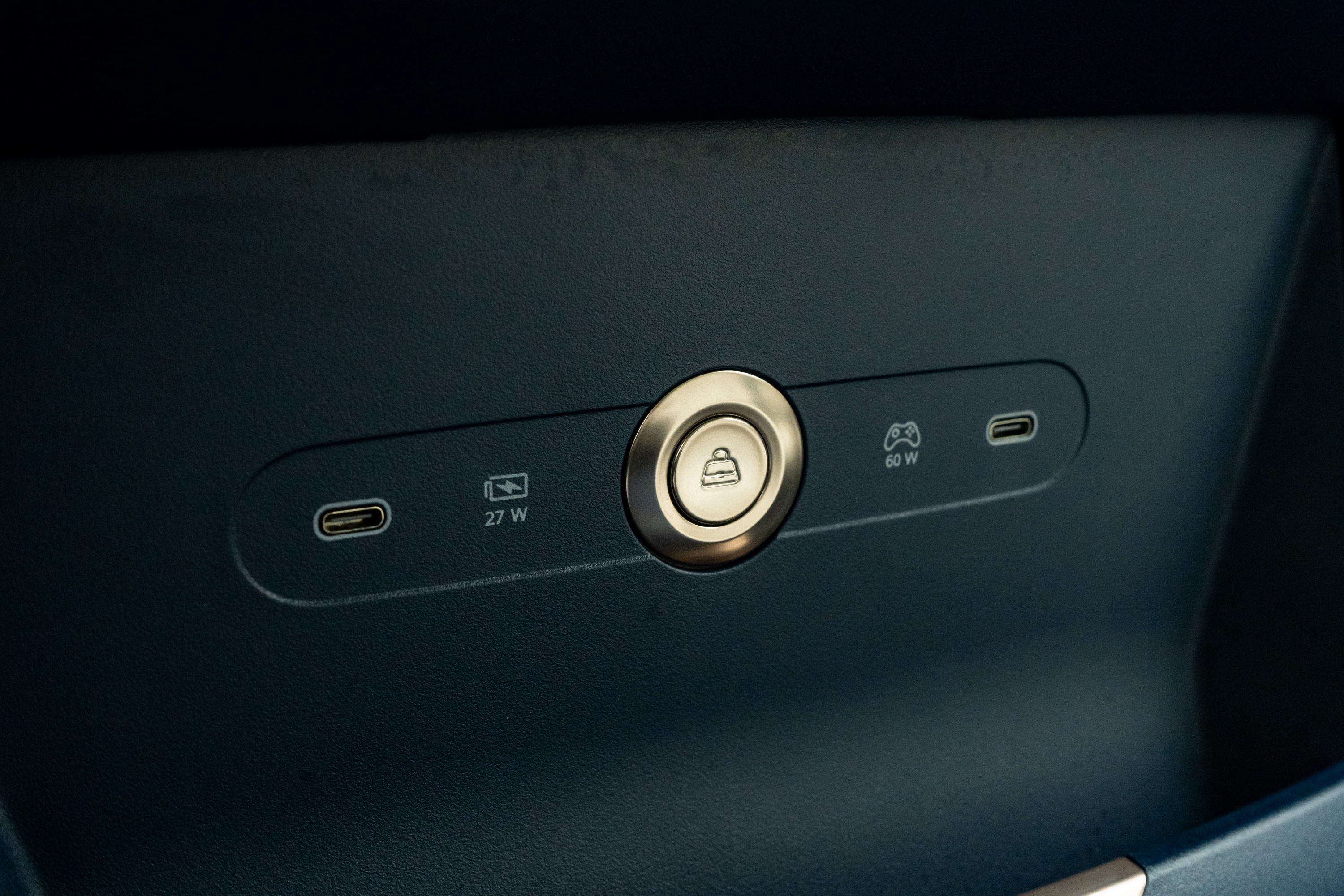 Zeekr X 2025 immagine di auto #28