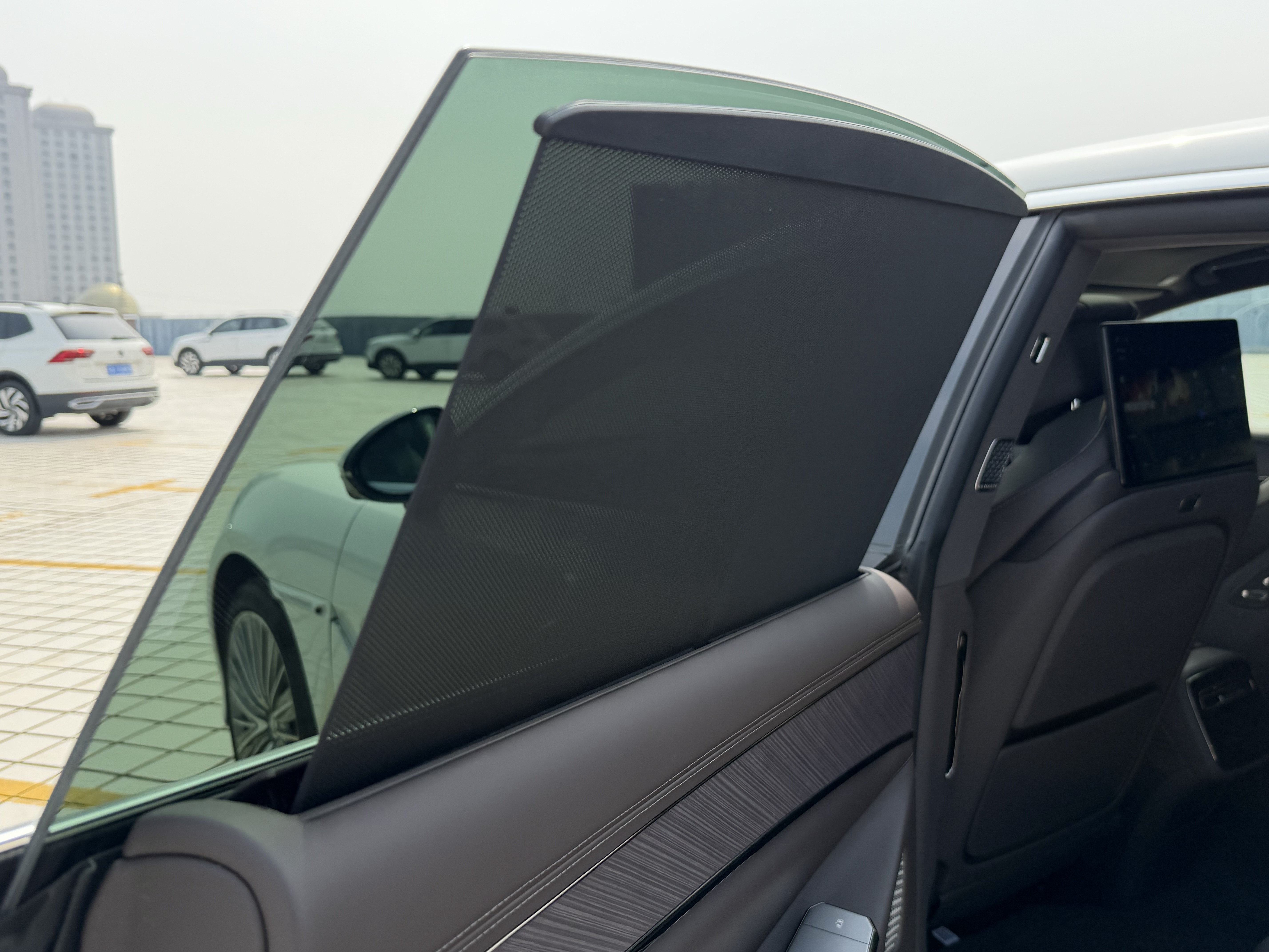 Denza Z9 2024 صورة سيارة #28