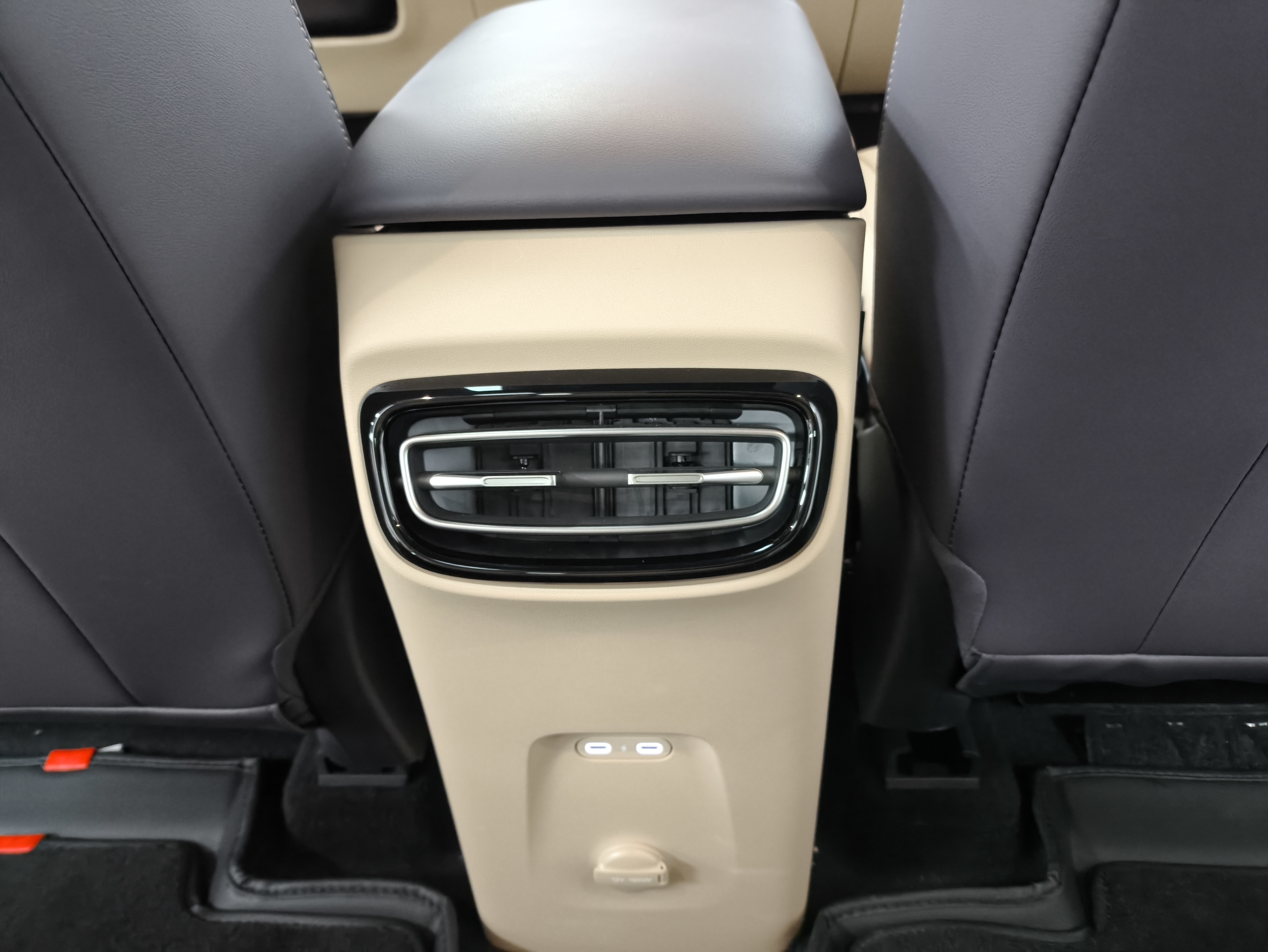 HongQi TianGong 06 2025 #28 HongQi TianGong 06 2025 car image #28