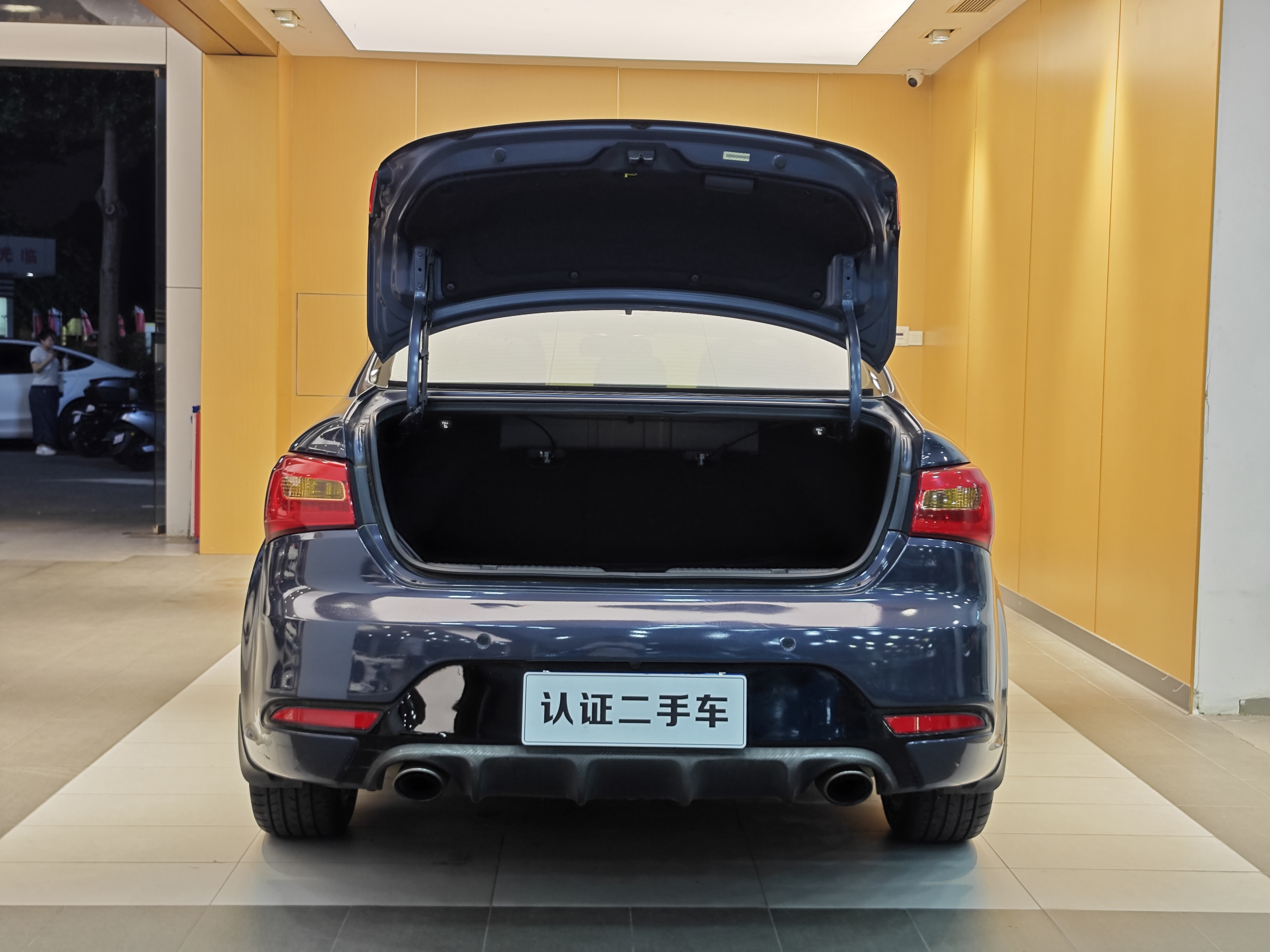 起亚 速迈 2014 汽车图片 #28