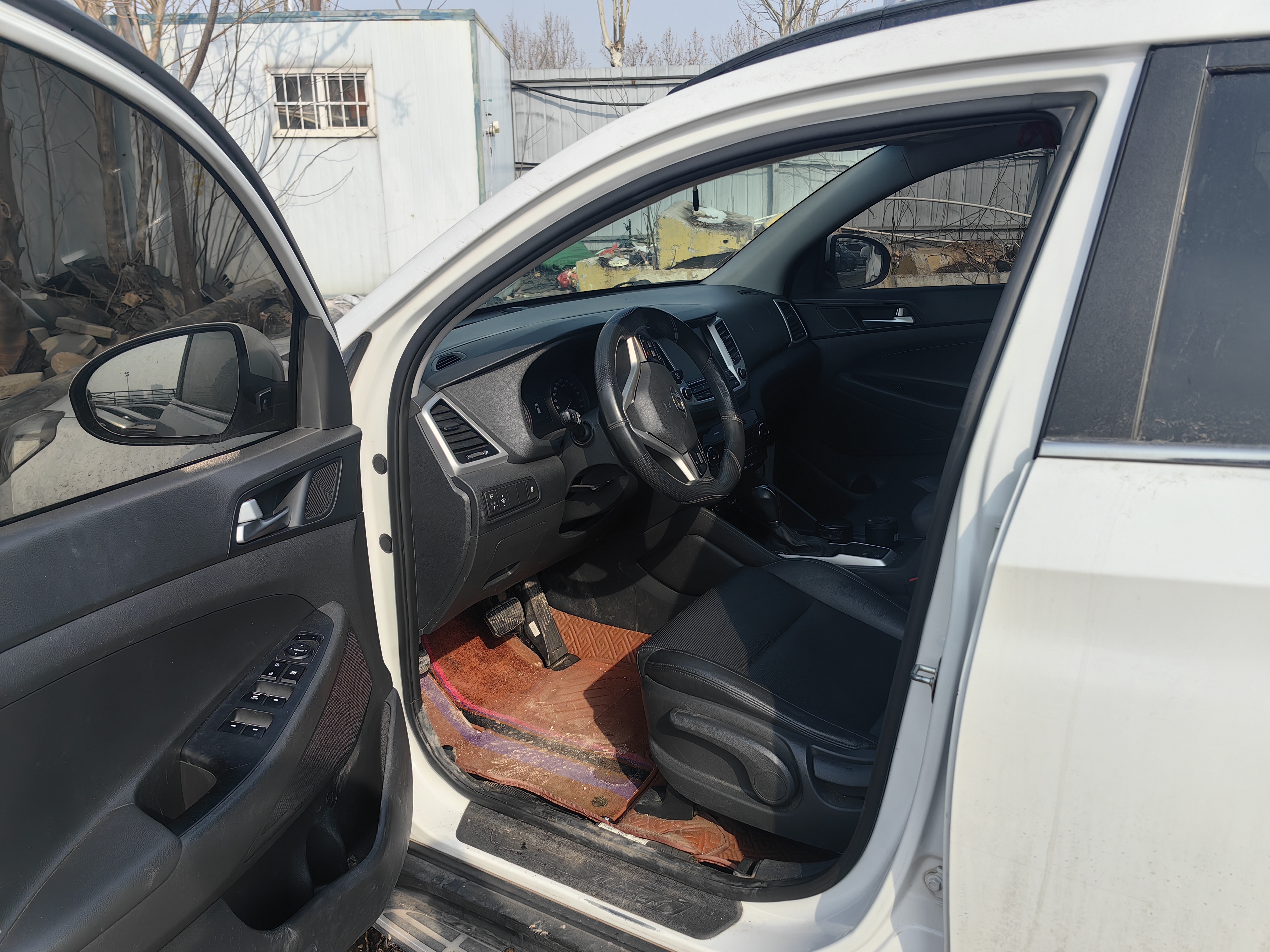 Hyundai Tucson 2017 car image #28