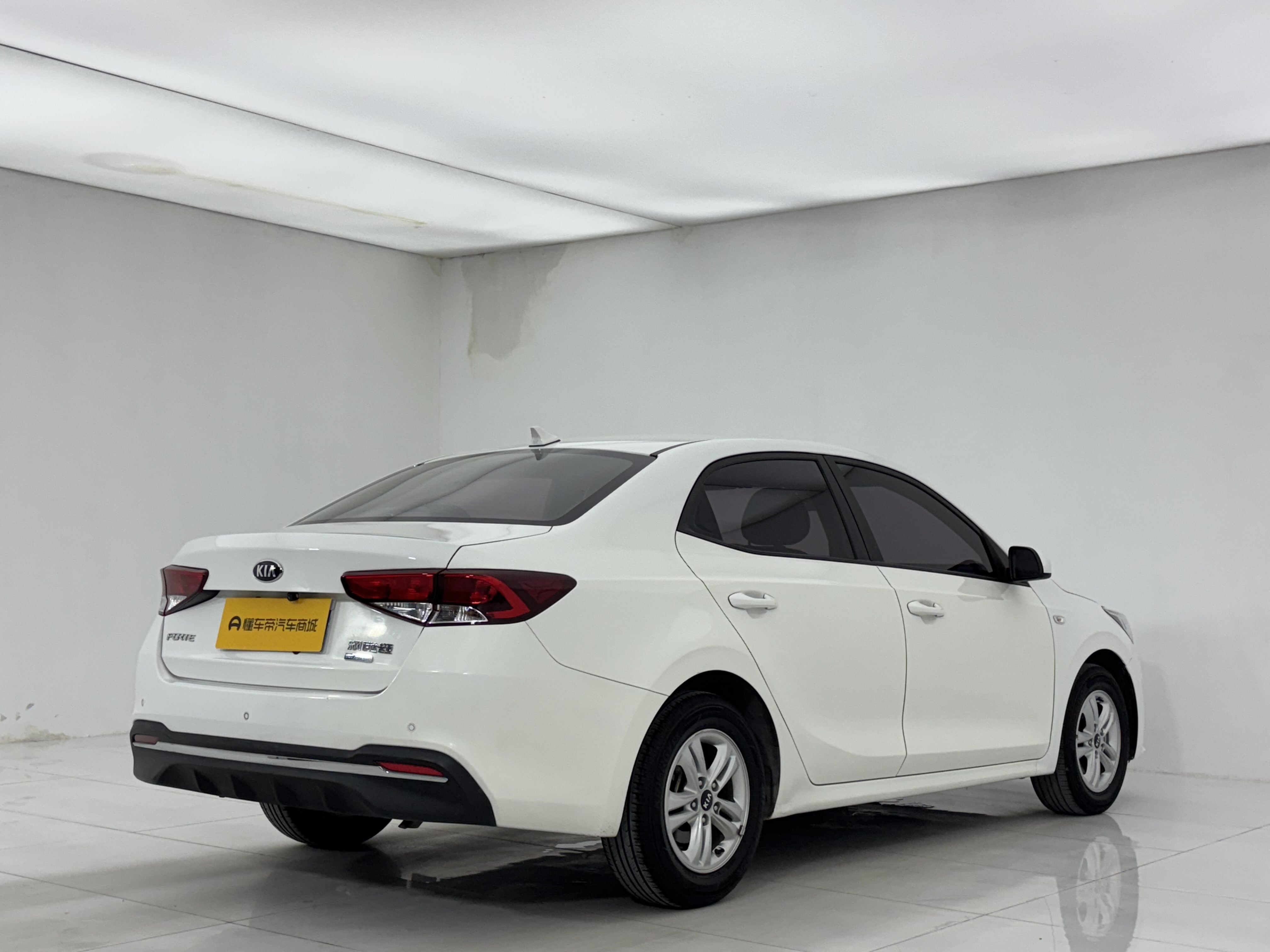 Kia Forte 2020 imagen de coche #28