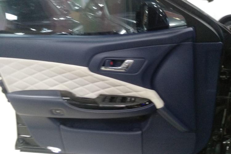 Toyota Crown 2014 imagen de coche #28