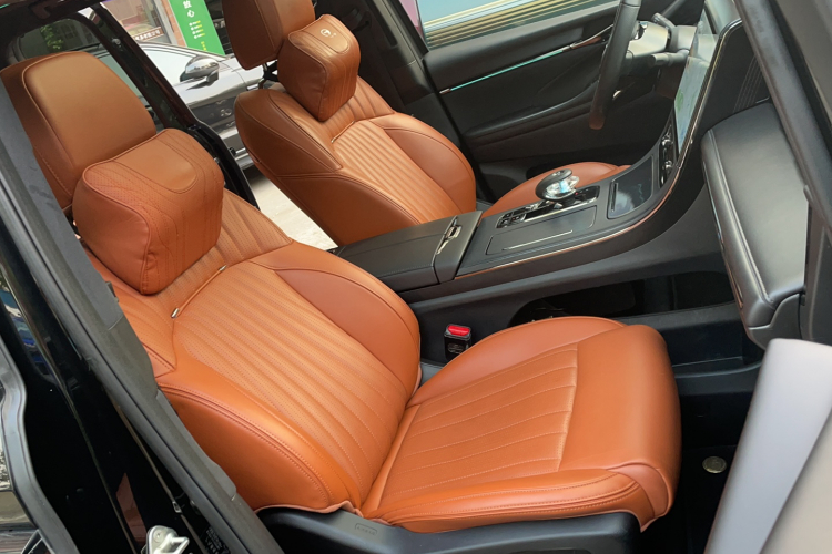 GAC Trumpchi E9 2024 #28 GAC Trumpchi E9 2024 car image #28