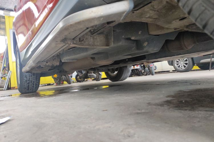 Toyota RAV4 (Imported) 2014 immagine di auto #28