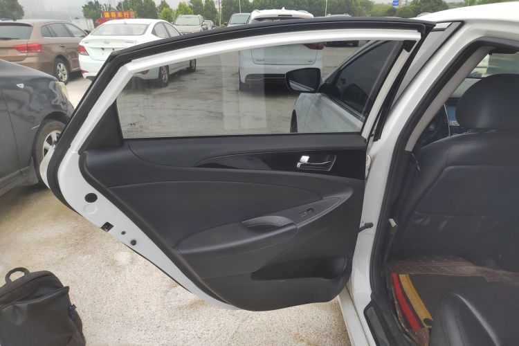 Hyundai Sonata NFC 2016 #28 Hyundai Sonata NFC 2016 car image #28