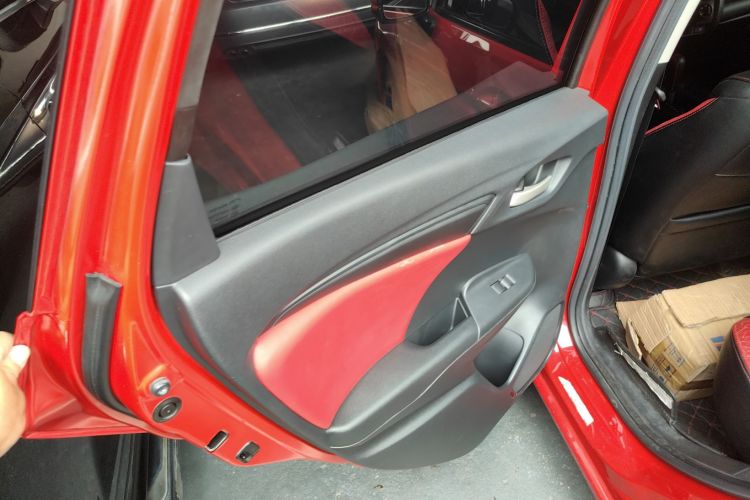 Honda Fit (Imported) 2017 #28 Honda Fit (Imported) 2017 صورة سيارة #28